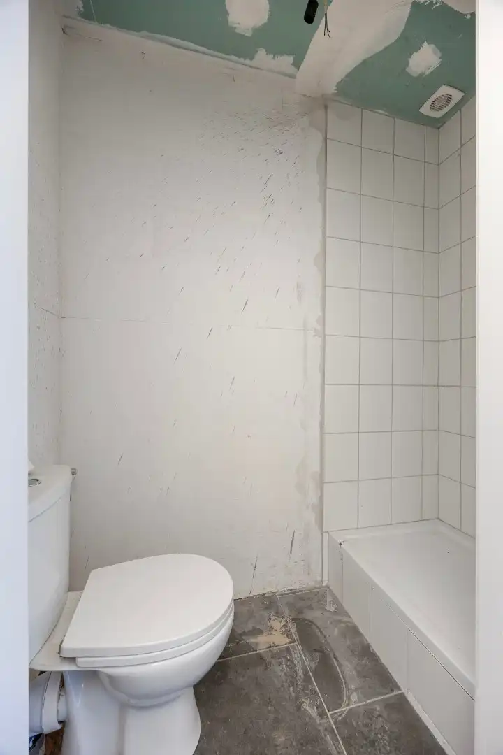 Commercieel gelegen handelspand met appartement met 3 slaapkamers en leuke stadstuin ! foto 13