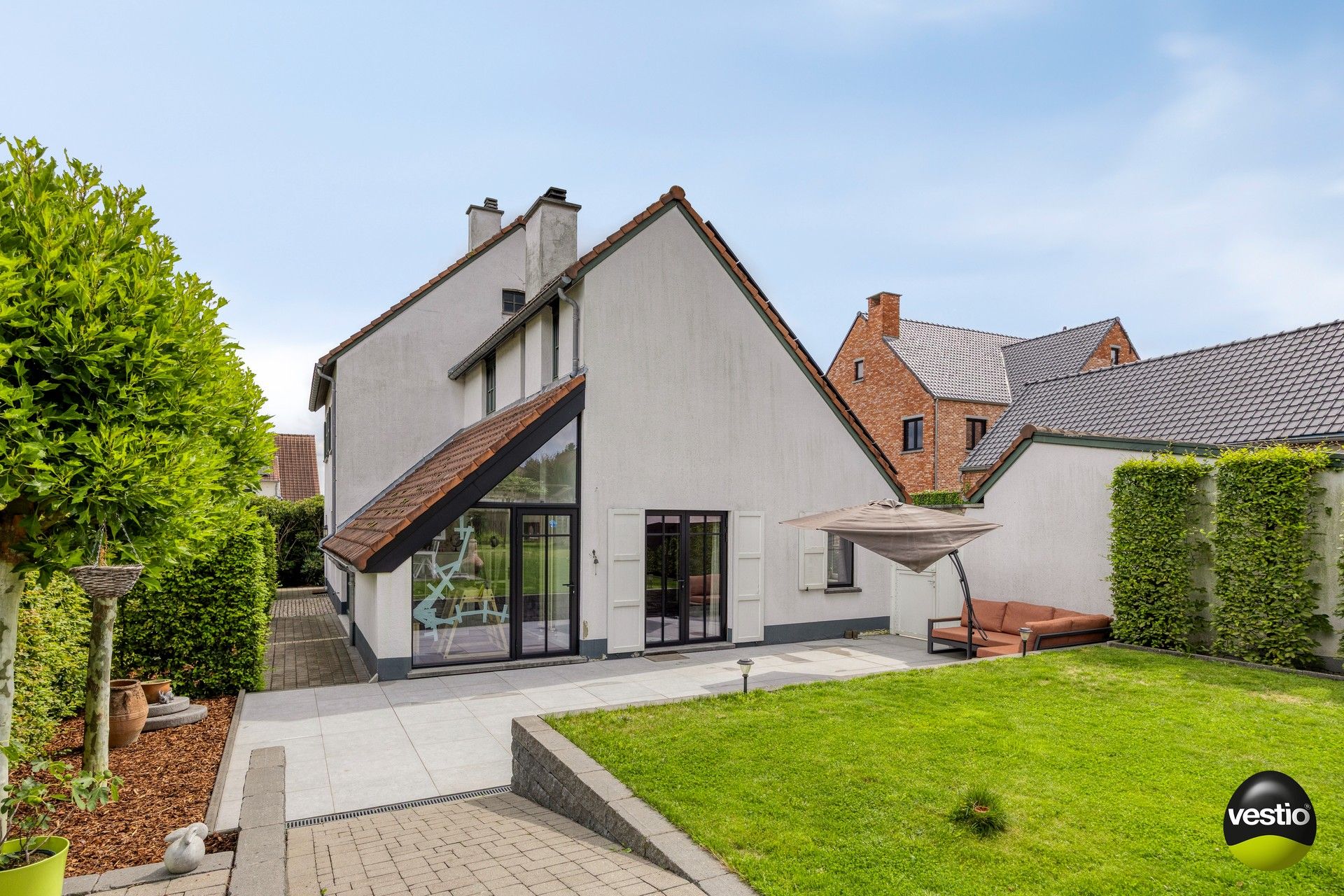 CHARMANTE GEZINSWONING MET 4 SLK EN GROTE TUIN IN EIGENBILZEN foto 33