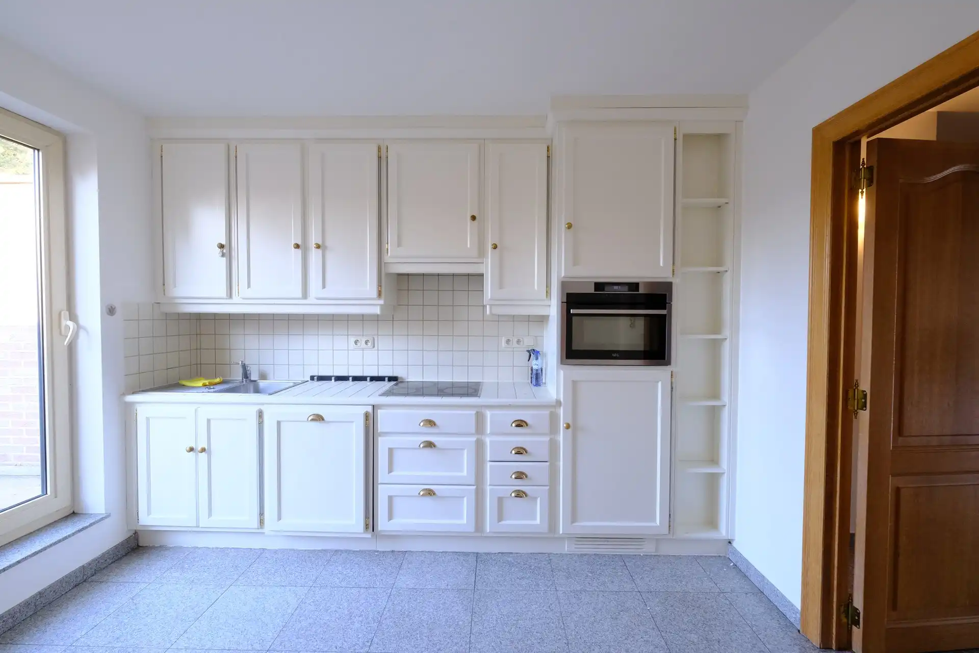 Duplex appartement met 3 slaapkamers in Genk. foto 5