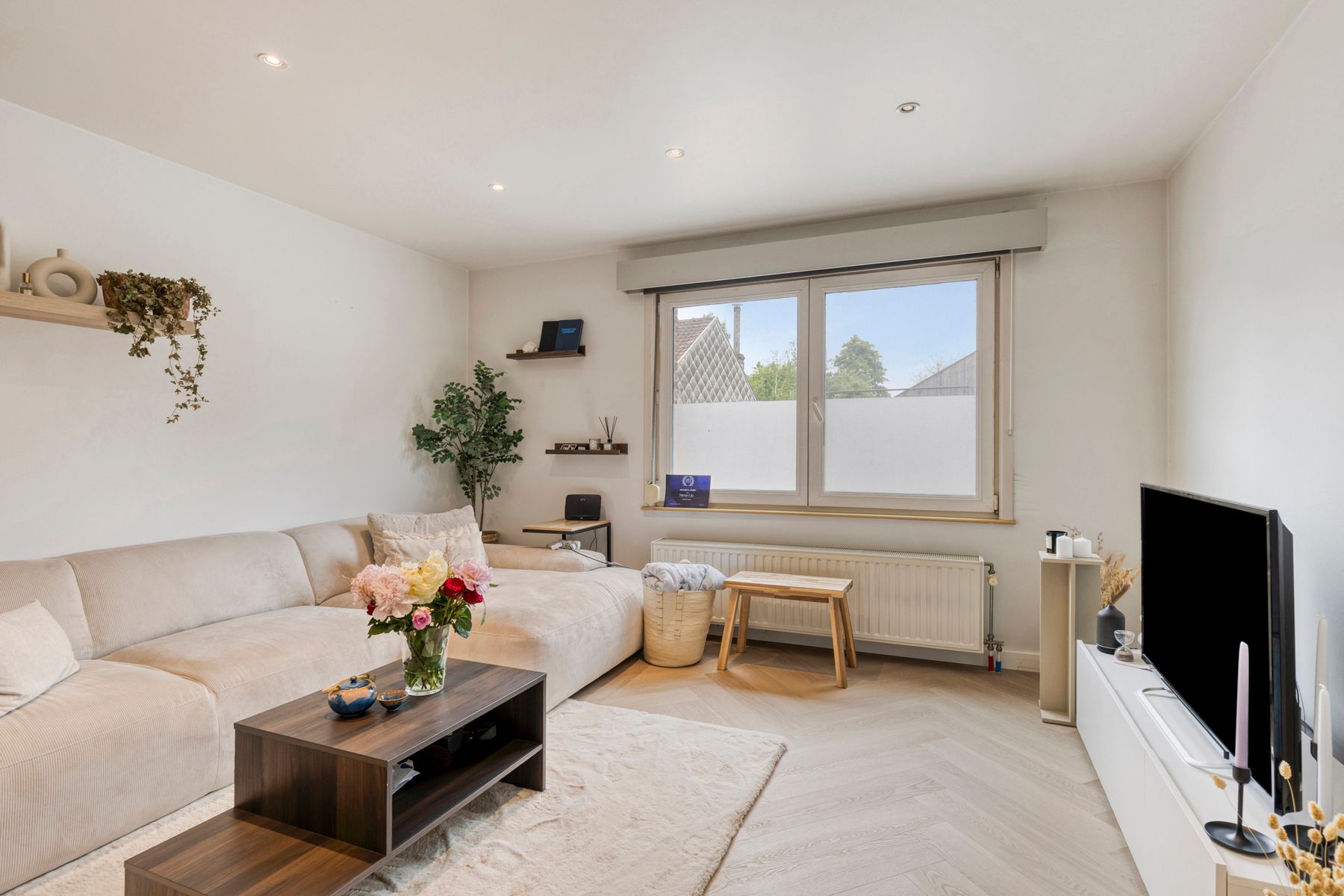 Hippe flat te Veltem-Beisem. foto {{pictureIndex}}