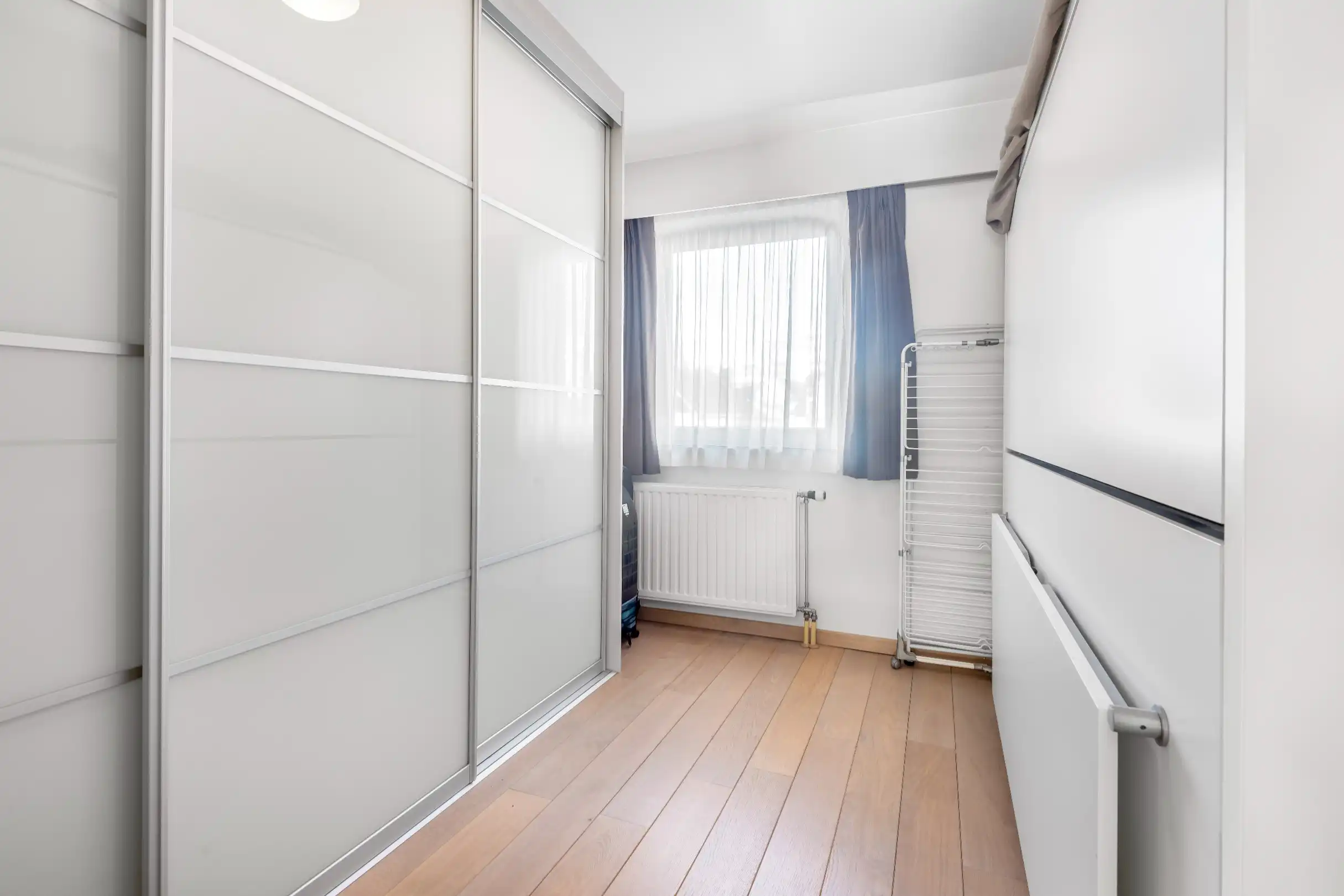 Zeer zonnig hoekappartement met zuidgericht terras, groen open zicht op Park 58  aan de rand van Duinbergen. Garage te koop in de residentie. foto 15