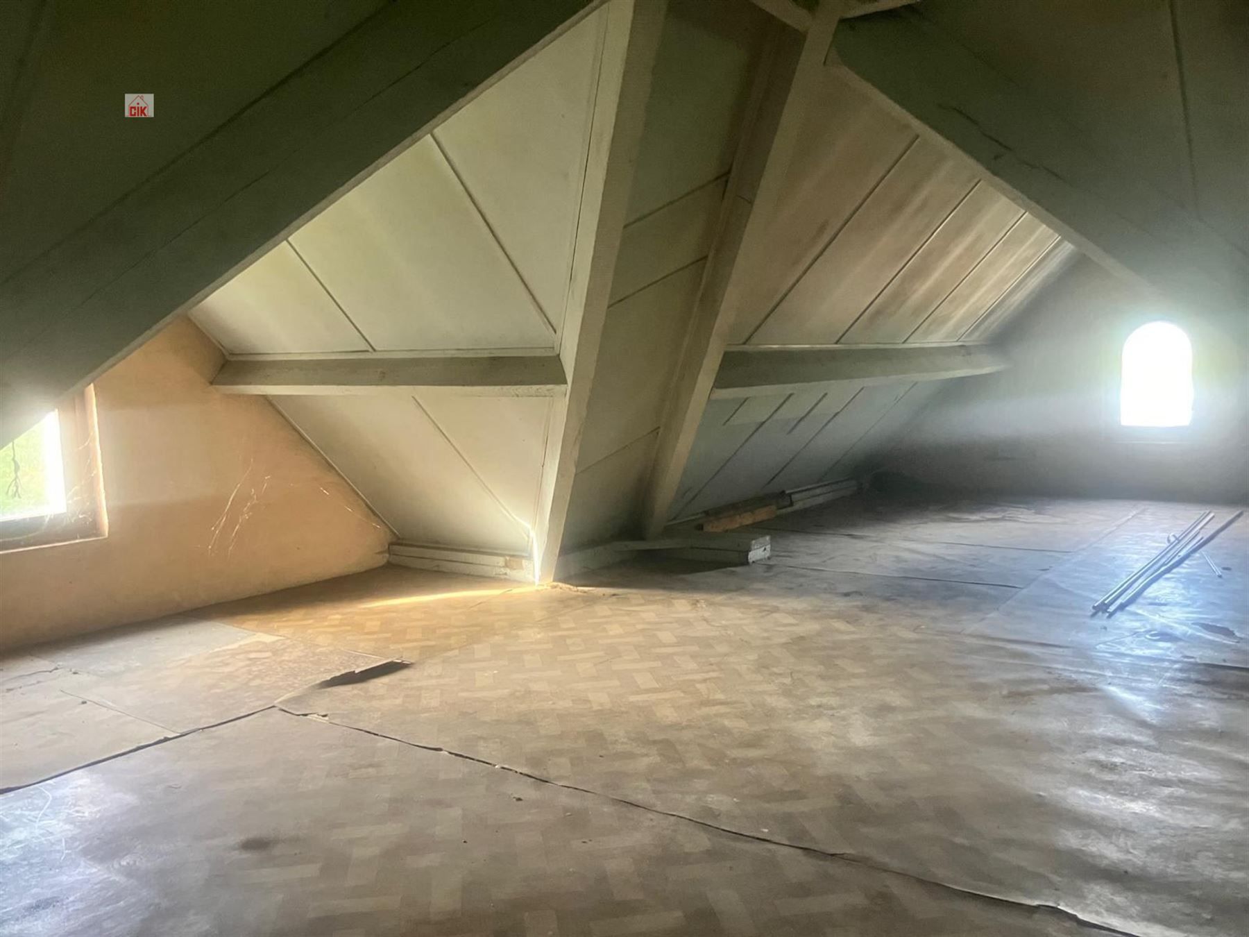 Villa met garage en zwembad  foto 26