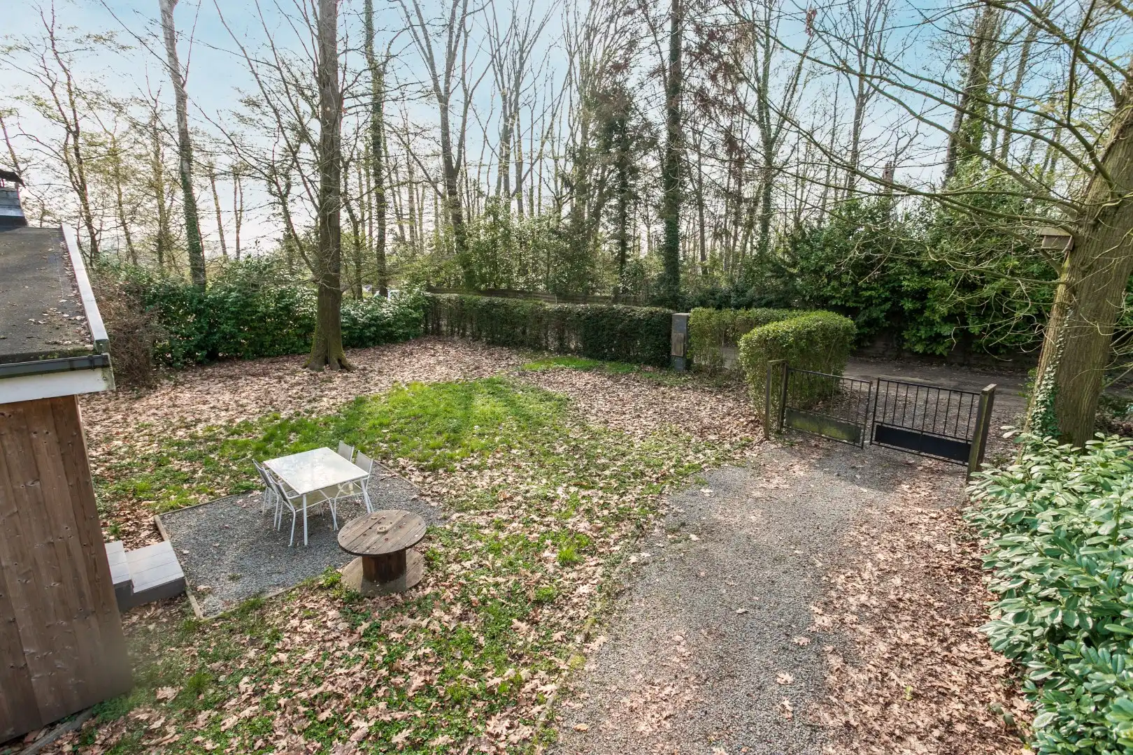 Charmante instapklare bungalow met 3 slaapkamers en garage, gelegen in een rustige en groene woonomgeving foto 3