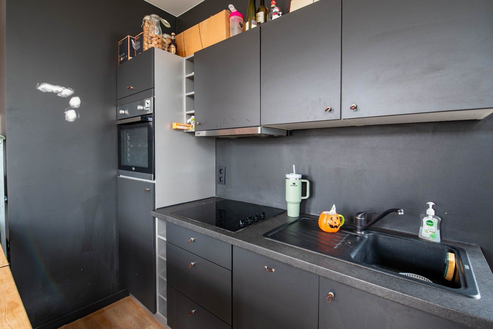 Modern en trendy appartement aan de Marnixplaats! foto 7