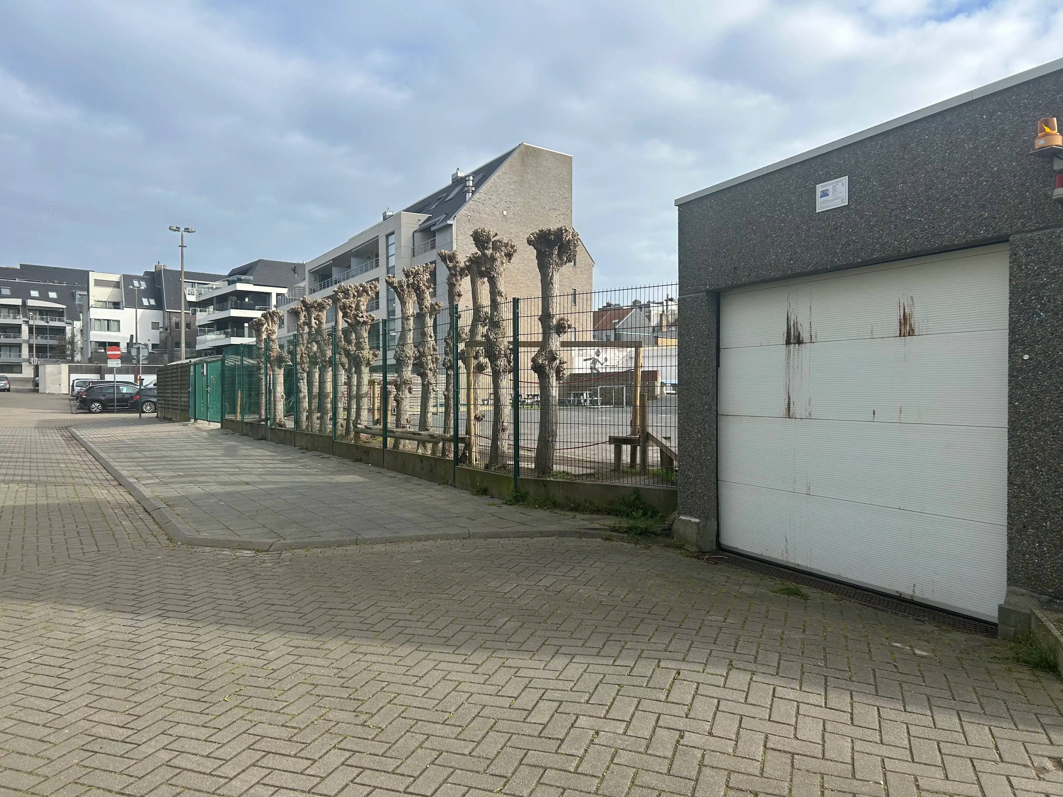 Garagebox te huur op toplocatie in Middelkerke foto 2