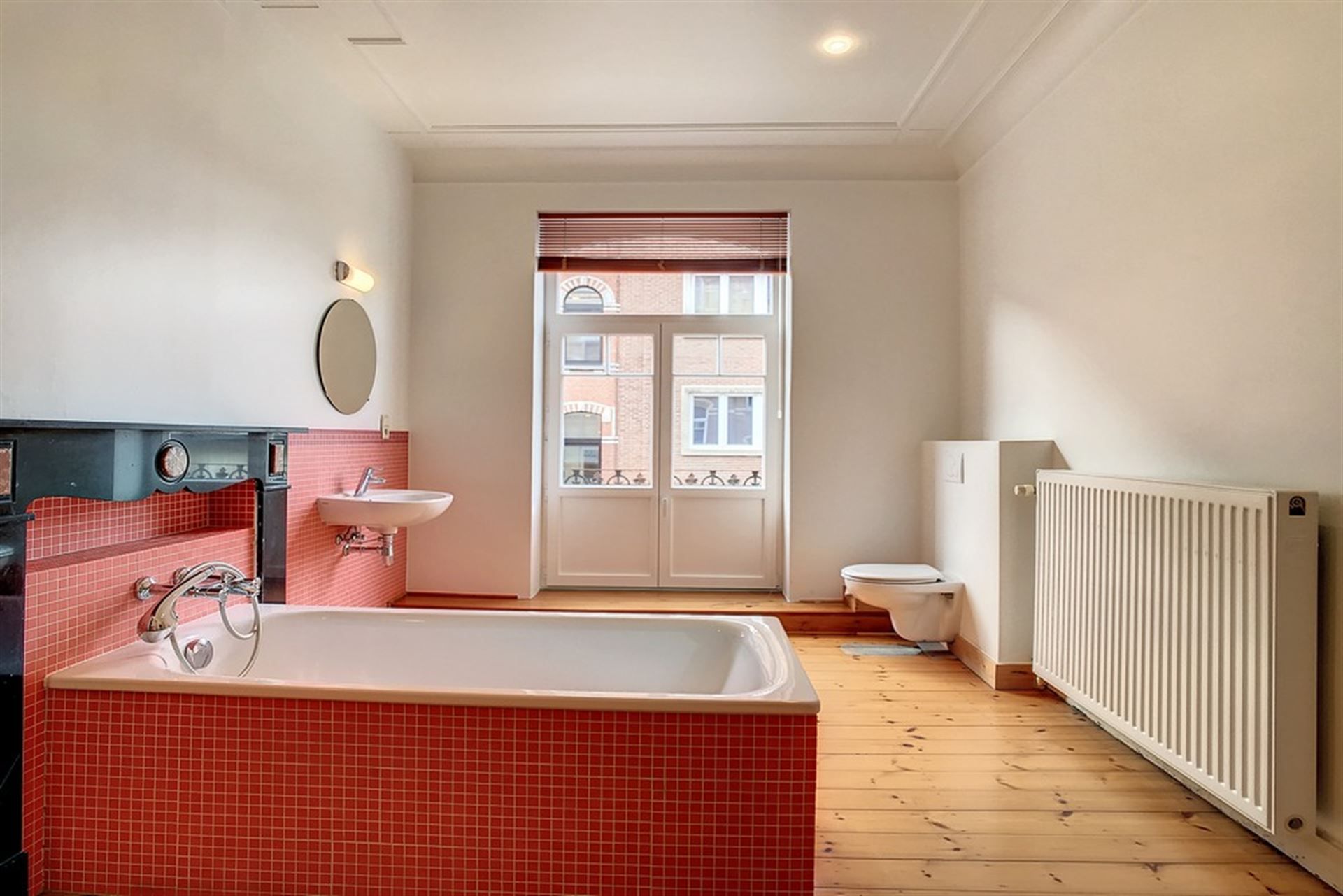 Prachtig gerenoveerde herenwoning foto 7