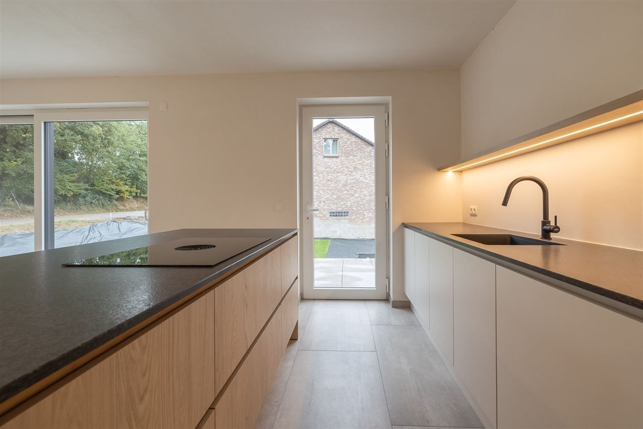 Nieuwbouwwoning 4slk - E10 op rustige ligging foto 6
