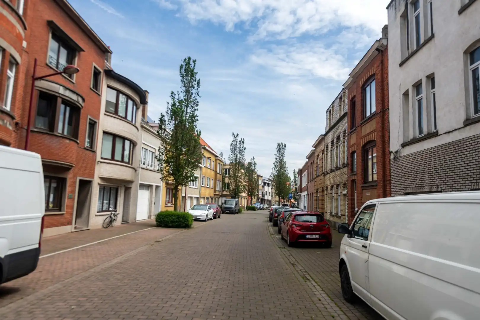 staanplaats voor auto  foto 3