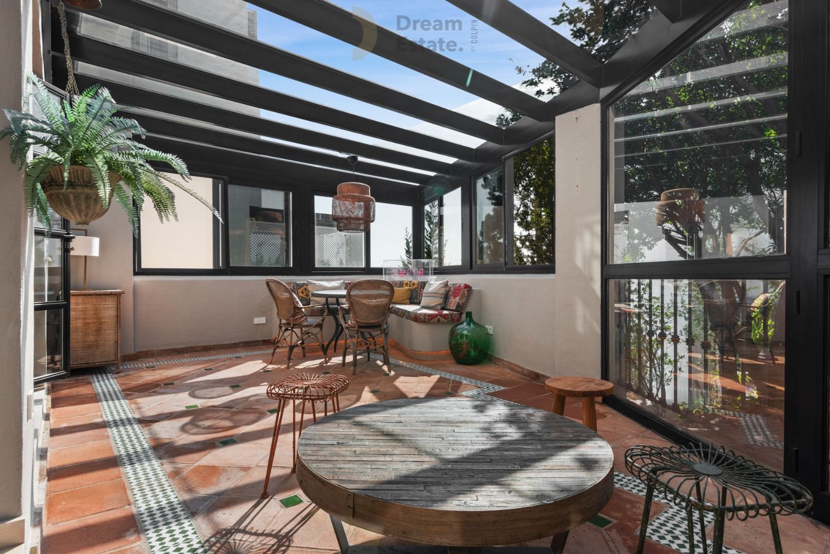 4 Slaapkamer duplex met adembenemende uitzichten te Las Colinas, Benahavís. foto 12