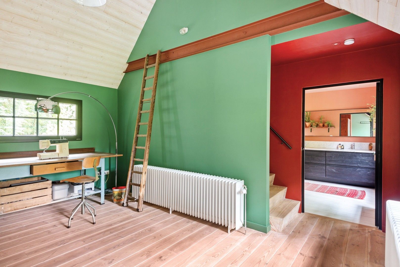 Stijlvolle, vrijstaande villa met zonnige tuin en zwemvijver foto 23