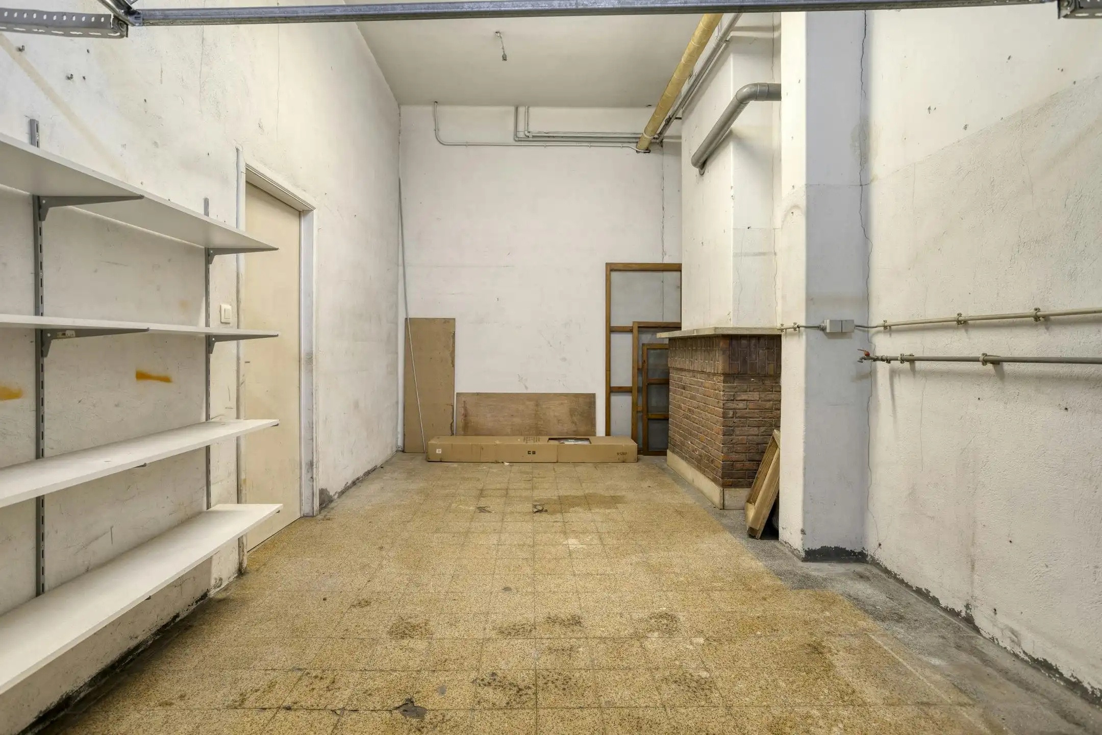 Bel-étage huis te koop met ruime garage en zicht op de vaart foto 22