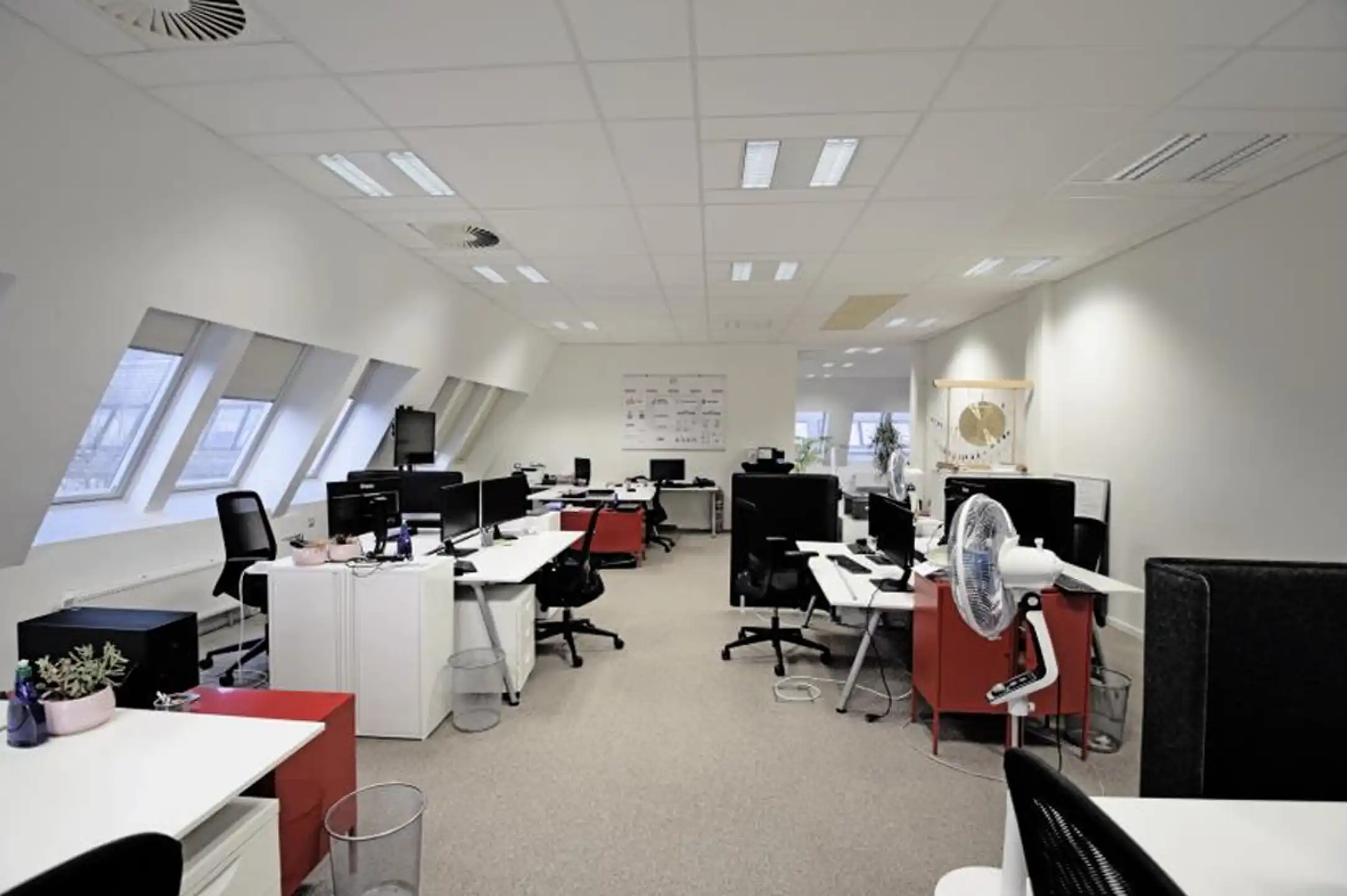 Kantoorruimte te huur in Wilrijk.  foto 3