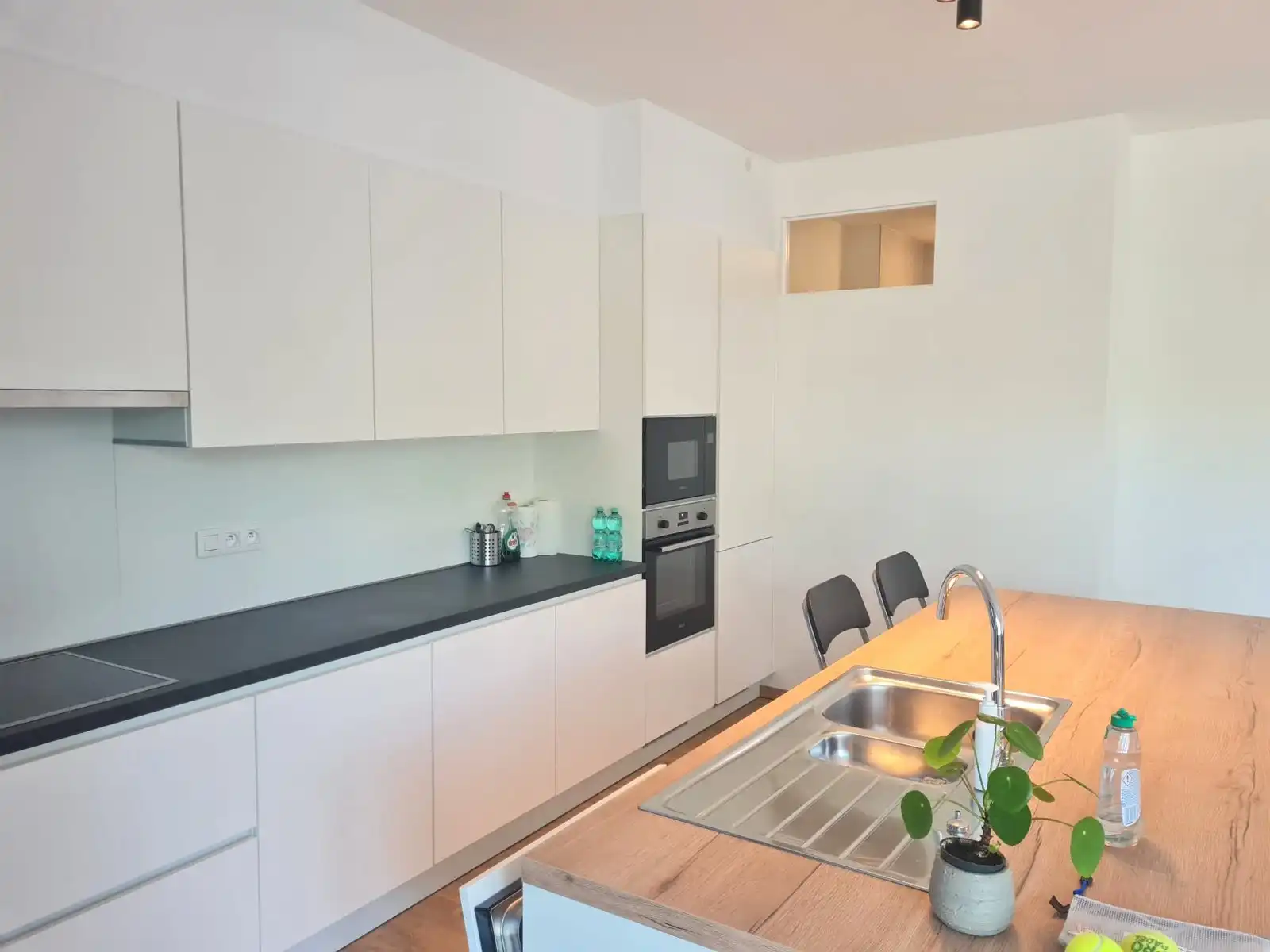 Prachtig 2 slaapkamer appartement op topligging foto 4