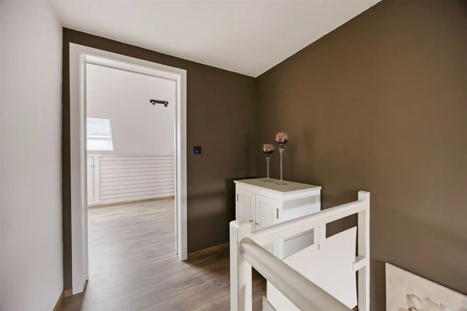 Woning met ruime loods te koop foto 27