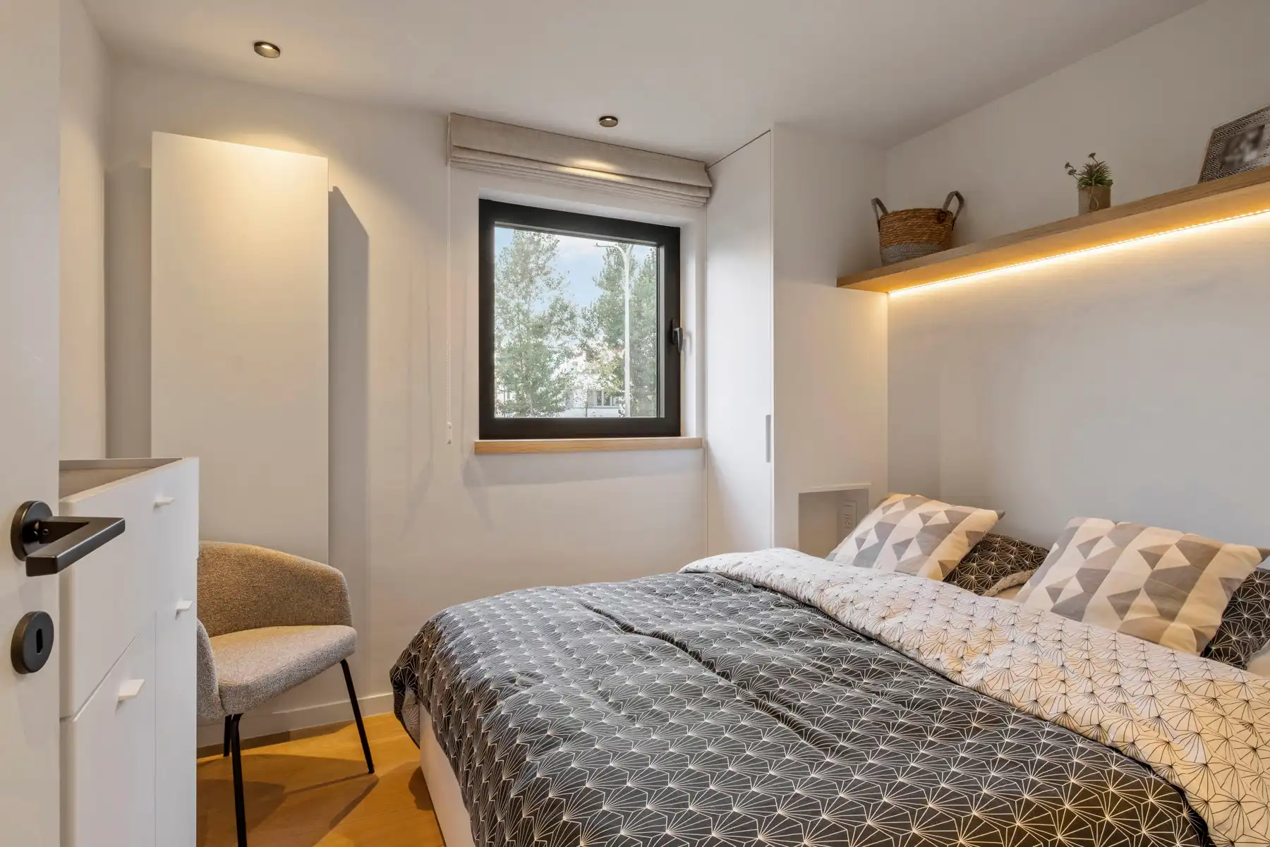 Stijlvol en modern appartement op toplocatie in Knokke-Heist foto 8