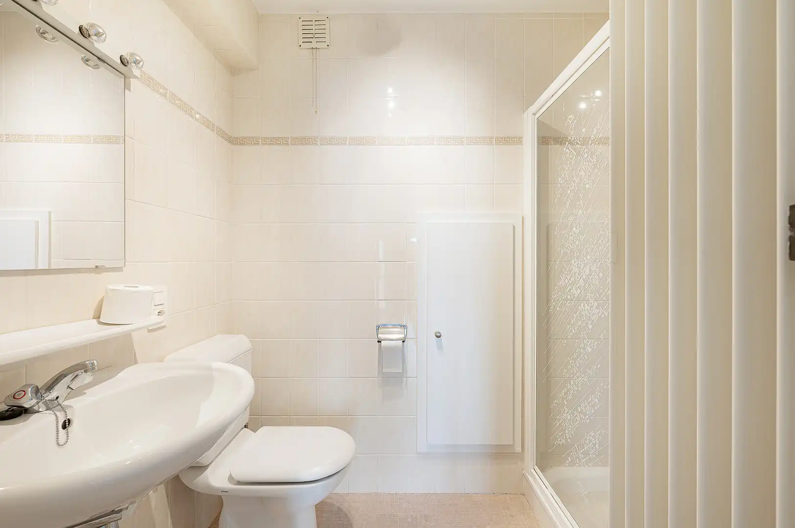 Instapklaar zuidgericht appartement met open zichten over het Zoute. foto 20