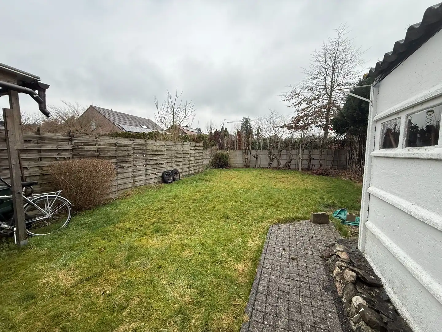 Opbrengsteigendom bestaande uit 2 halfopen woningen met garage en tuin te Hechtel. foto 19