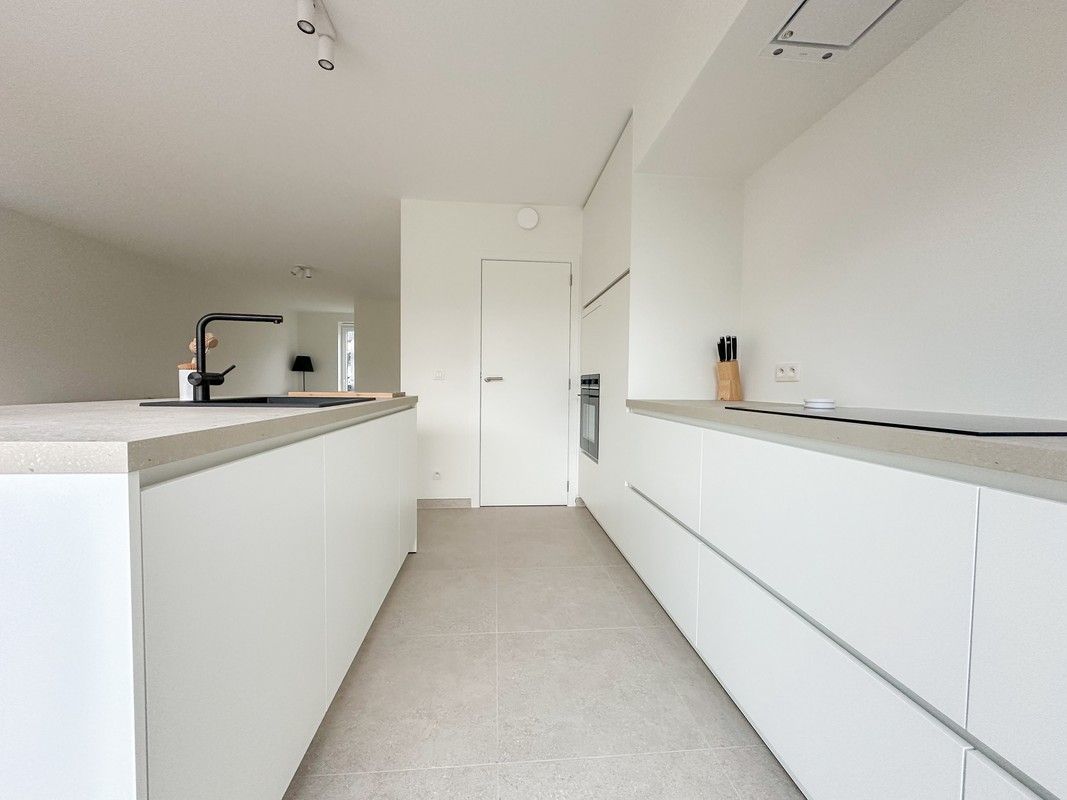 Hectaar bouwt twee ruime halfopen woningen te Serskamp foto 7