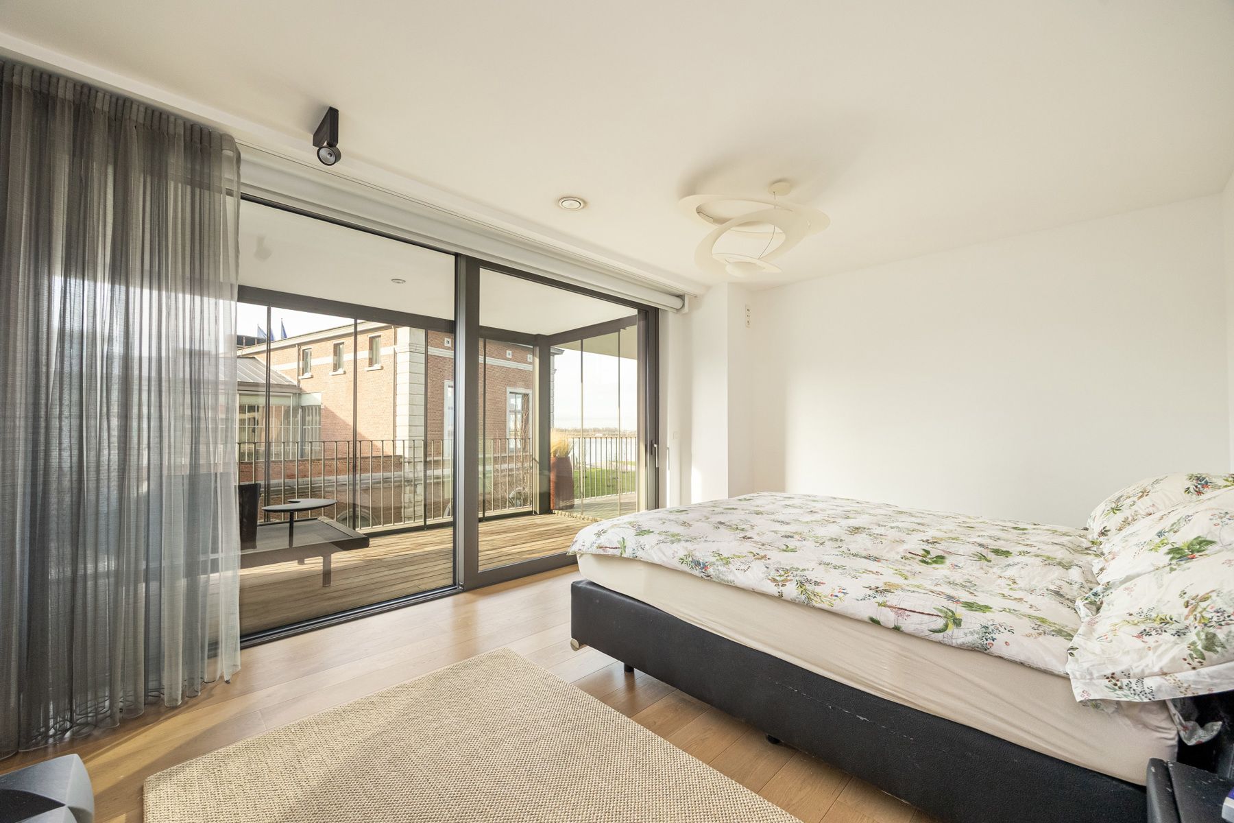 Riant luxe apppartement van 213 m² met Scheldezicht  foto 24