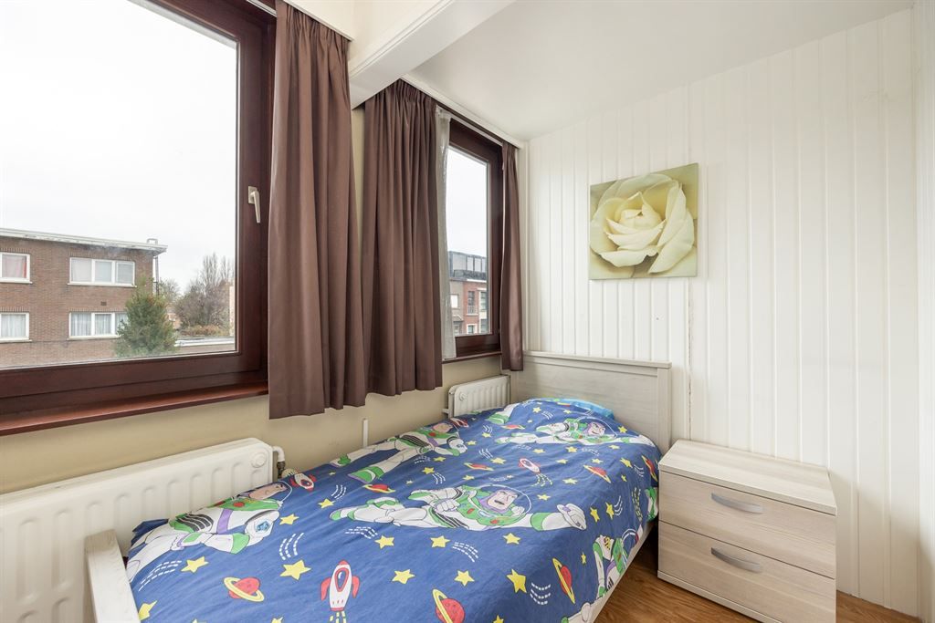 Gezellige woning met ruime garage en stadskoer foto 17