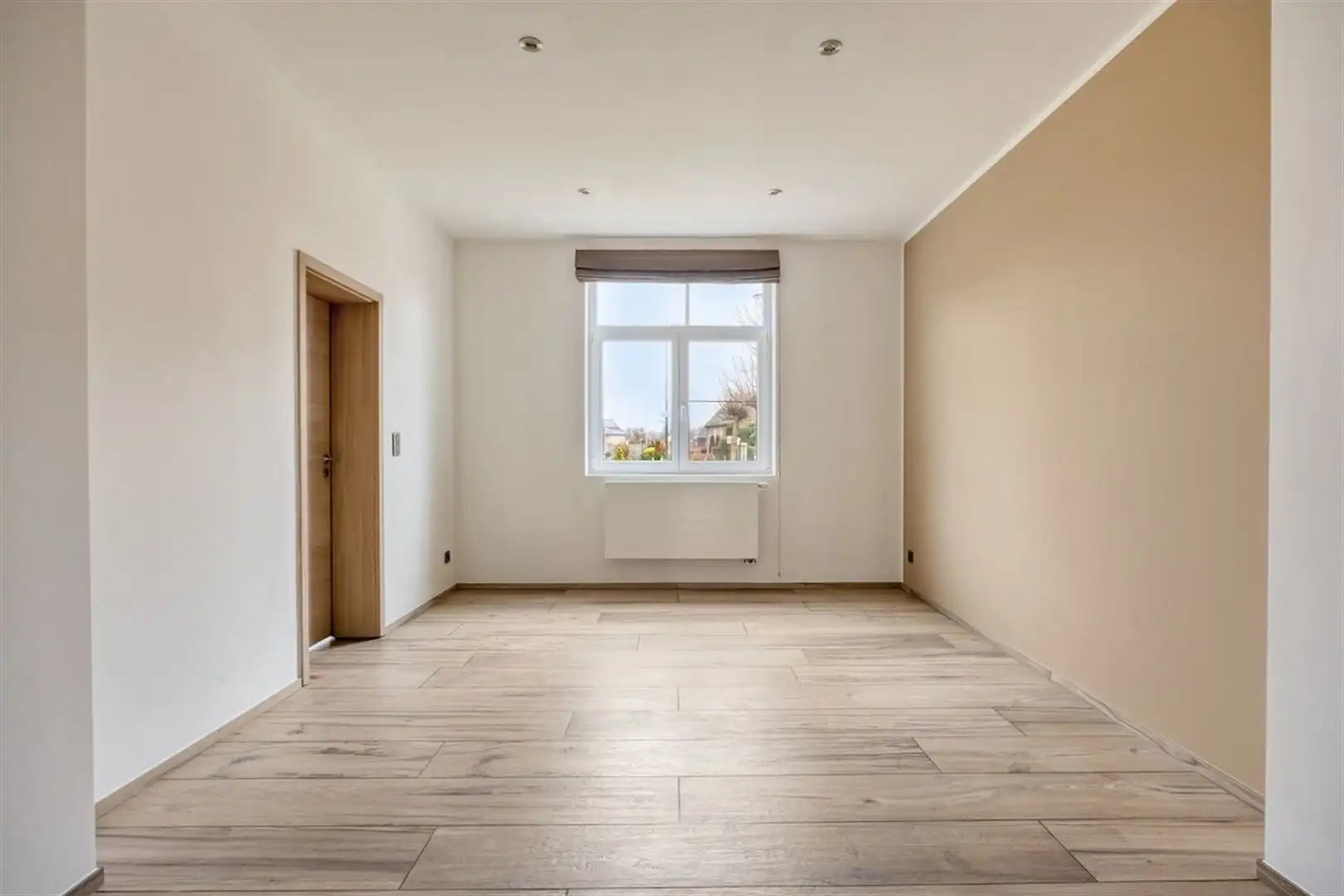 TE KOOP: Gesloten bebouwing met 3 slaapkamers te Kuringen! foto 5