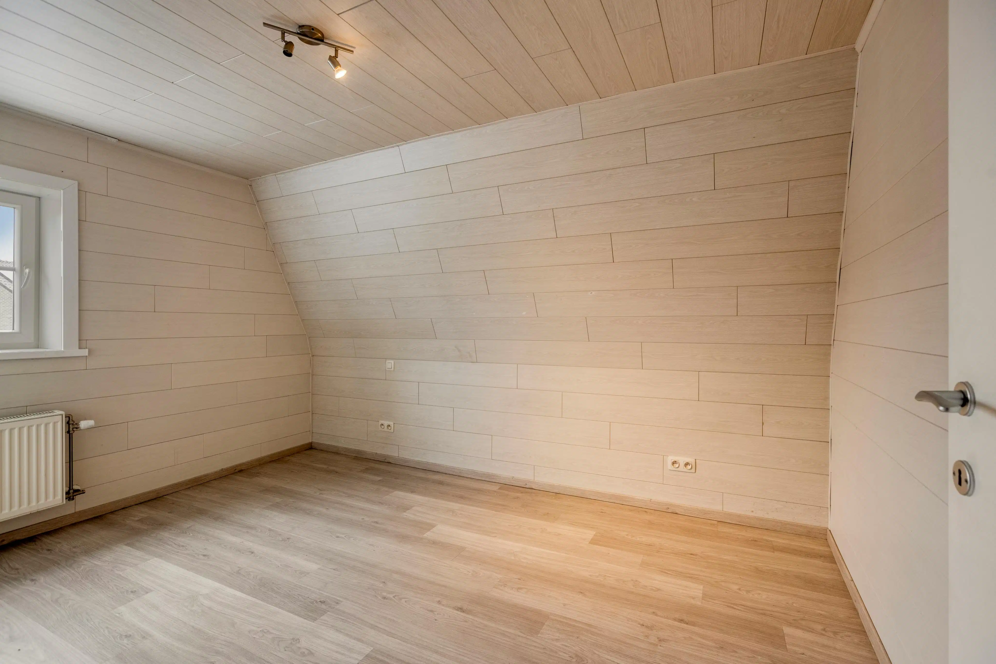 Charmante, instapklare stadswoning met zonnig terras foto 13