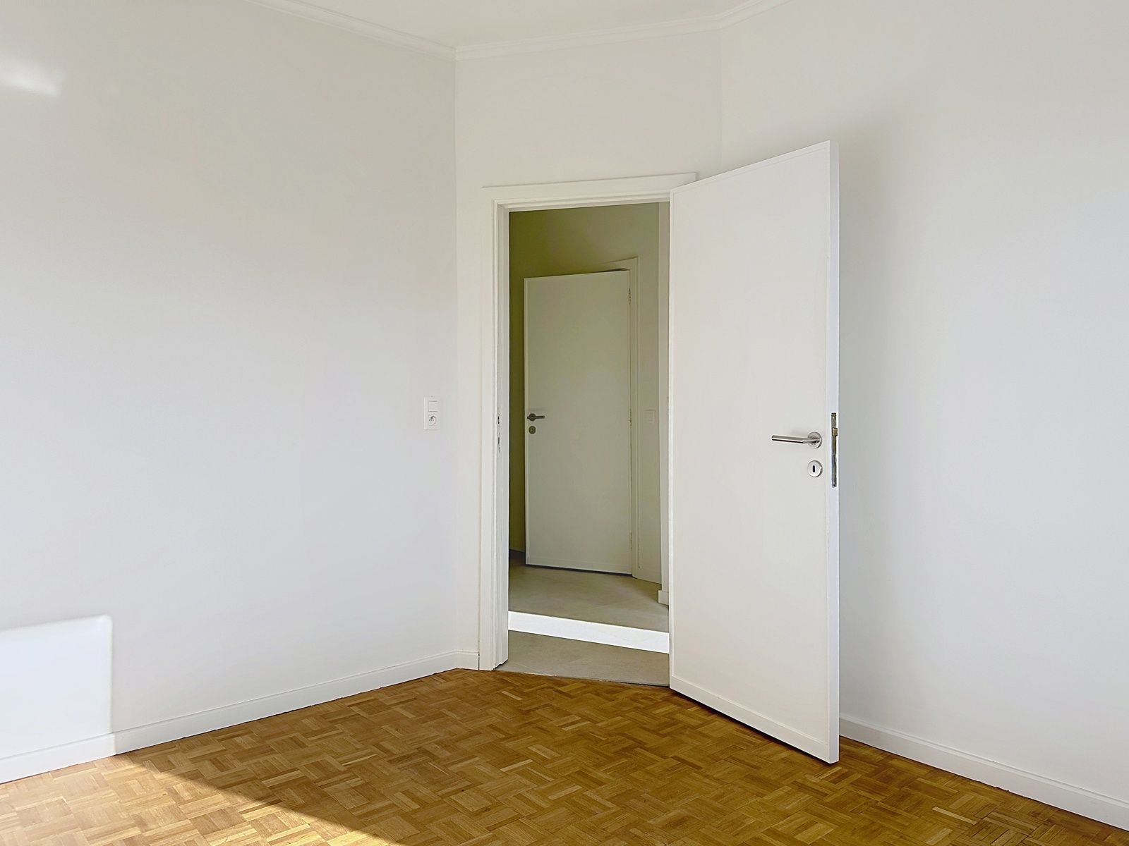 Gerenoveerd appartement in centrum Aartselaar foto 13