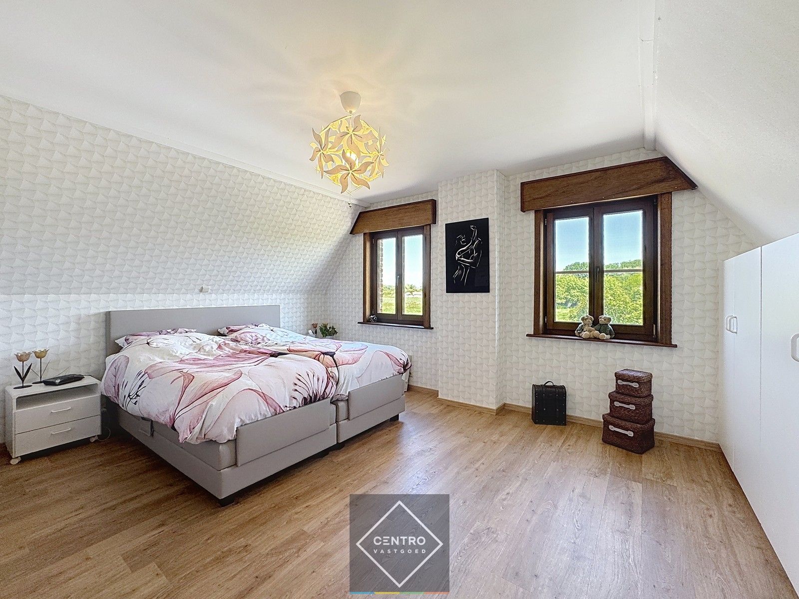 Idyllisch gelegen woning op 10.162m2 grond! foto 19
