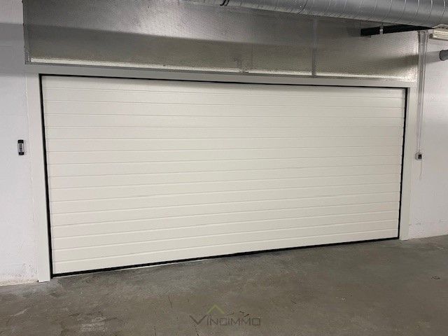 Dubbele gesloten garagebox op wandelafstand van de Zeedijk foto 5