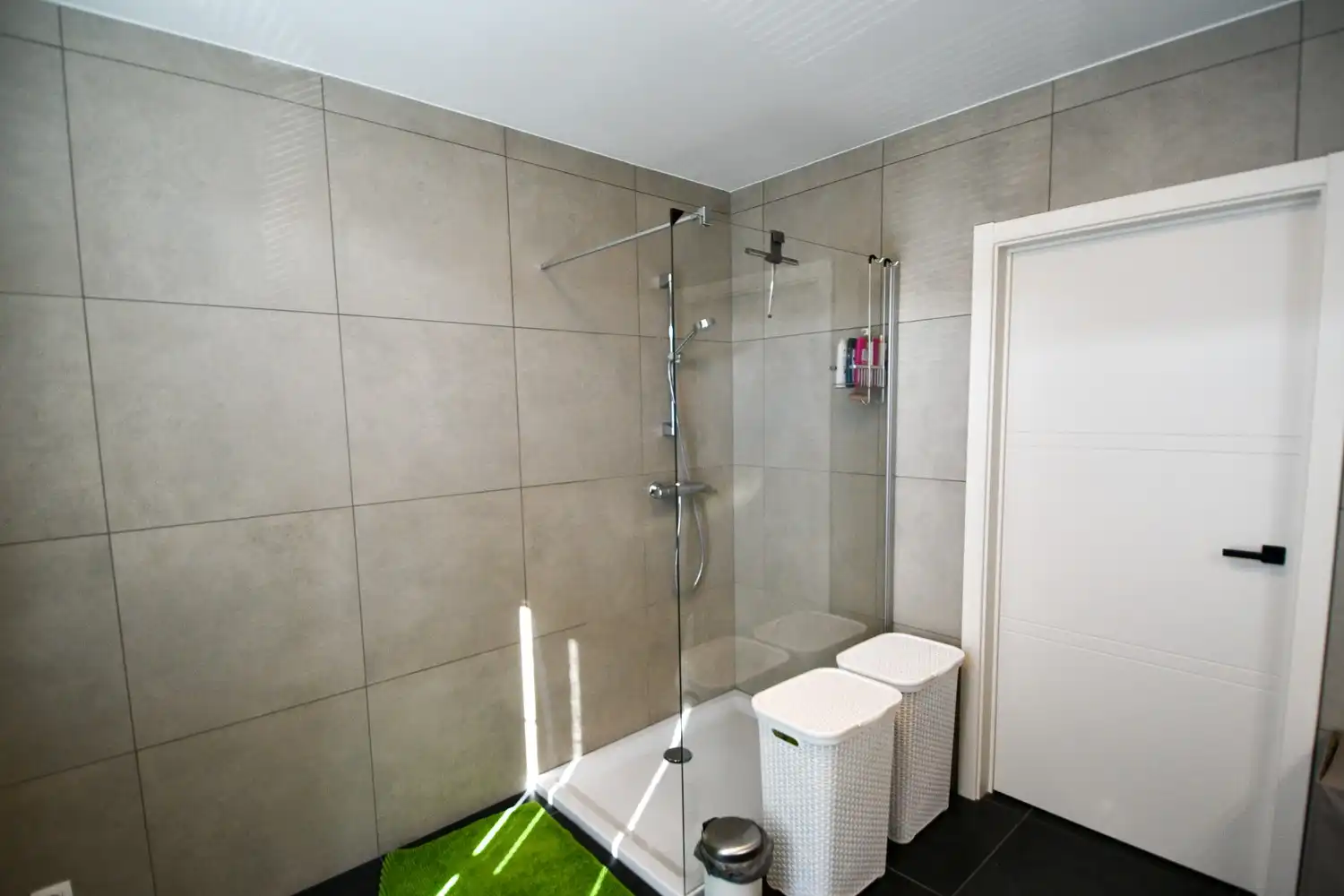 Prachtig hoekappartement met weids uitzicht en 2 ruime slaapkamers! foto 9
