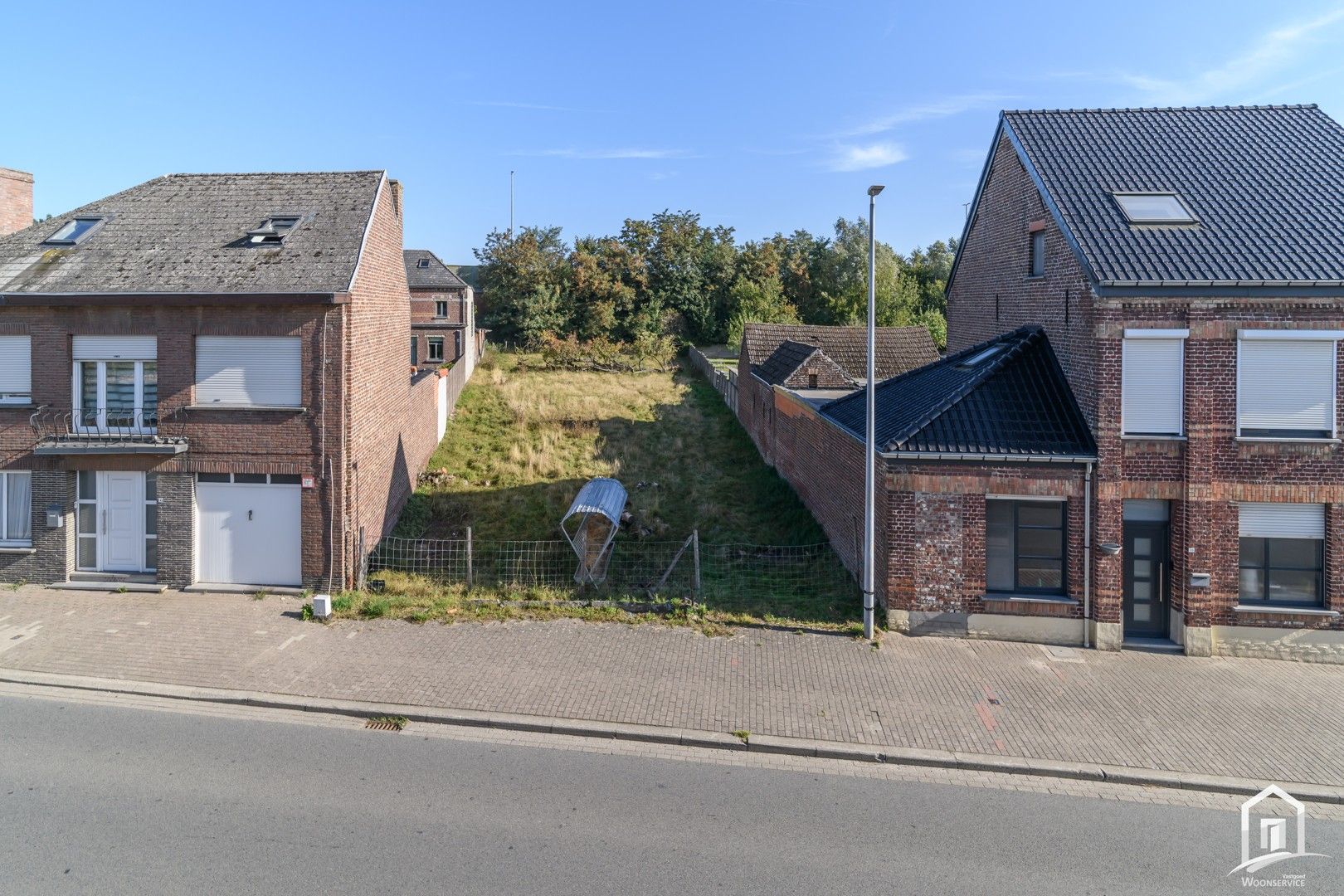 Perceel grond voor het oprichten van een ééngezinswoning te Erpe-Mere foto {{pictureIndex}}