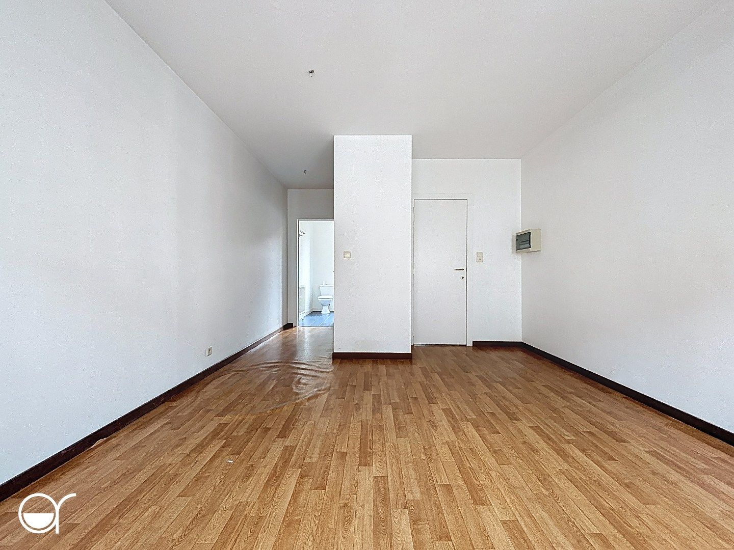 Op te frissen woning met grote tuin nabij Stropkaai foto 18