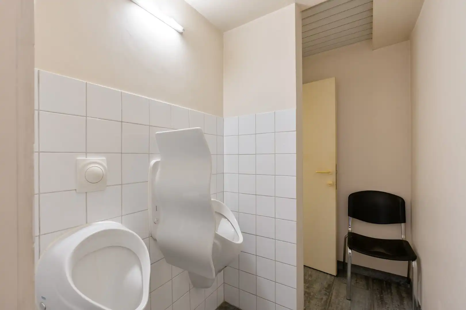 Gelijkvloersappartement (96m²) met 1 a 2 slaapkamers met ruim terras en standplaats - met achterliggende polyvalente ruimte (148 m²) foto 30