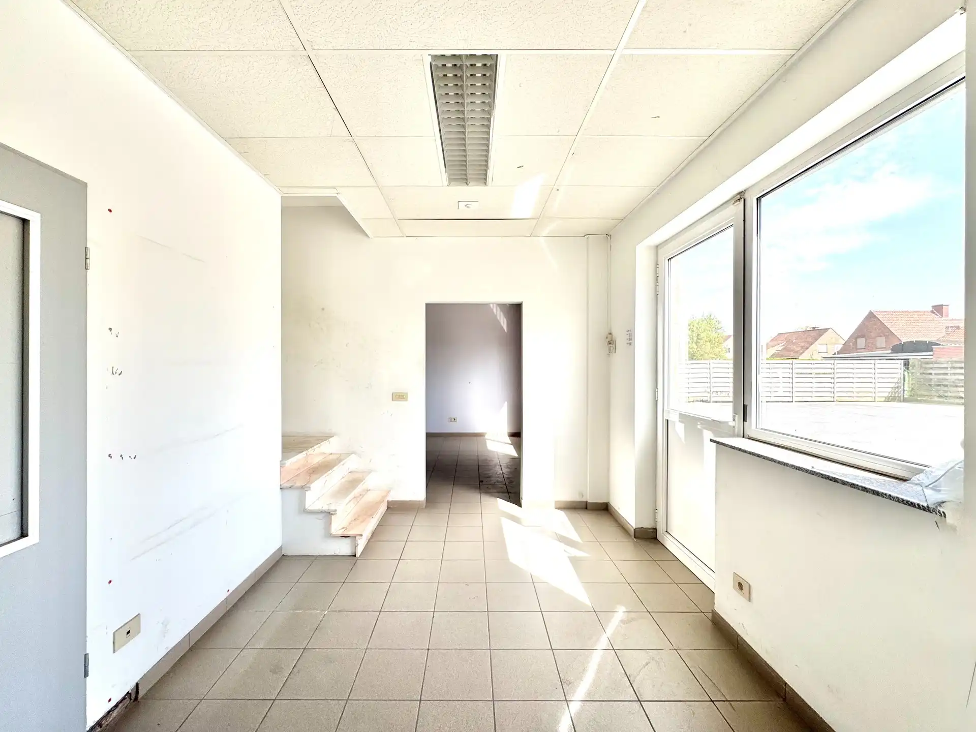 MAGAZIJNEN - BEDRIJFSGEBOUWEN OP EN MET GROND | 3.941 M² foto 15