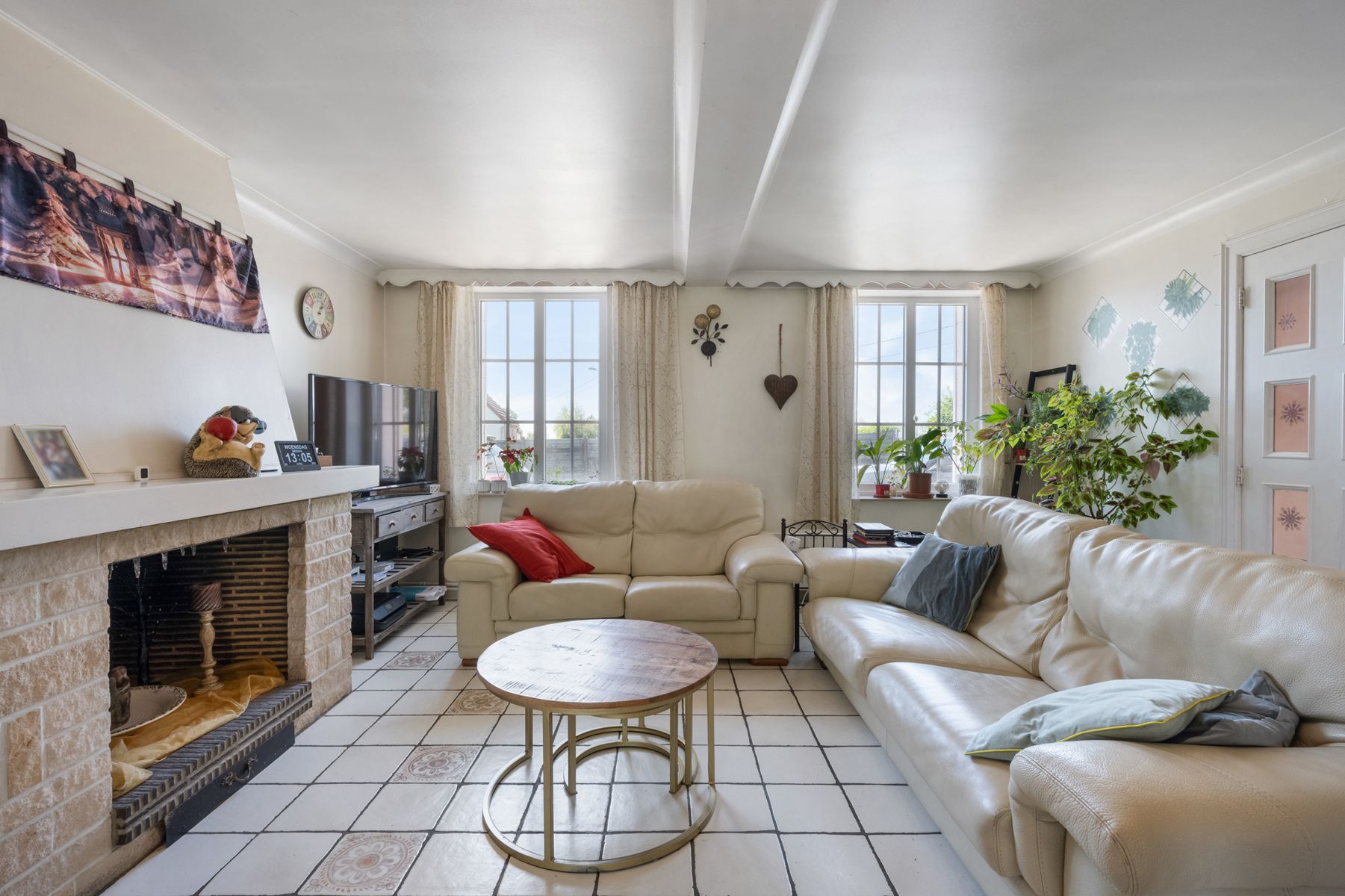 Huis te koop op unieke locatie foto 9