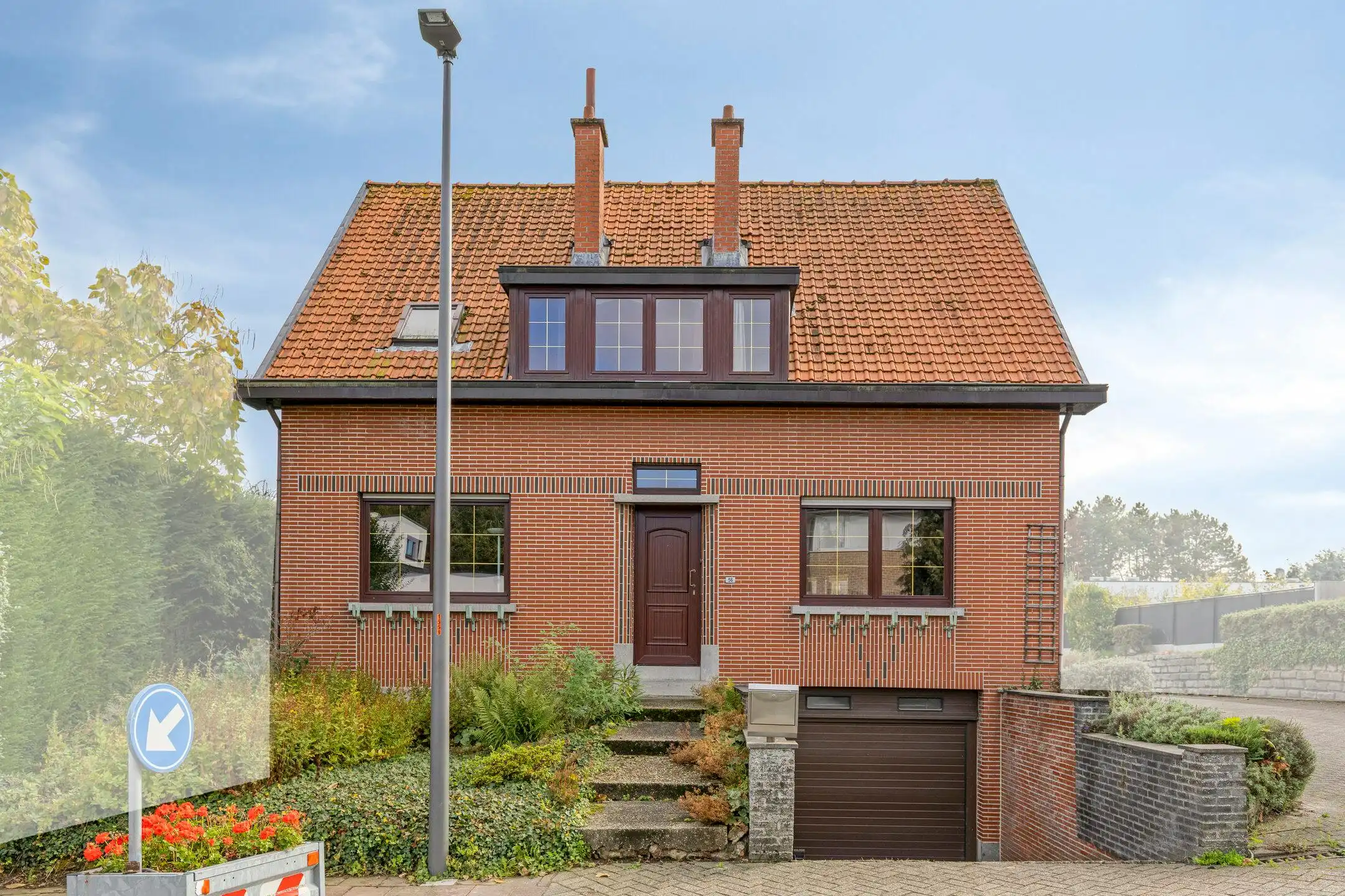 Te renoveren huis met grote loods nabij centrum Meise foto 2