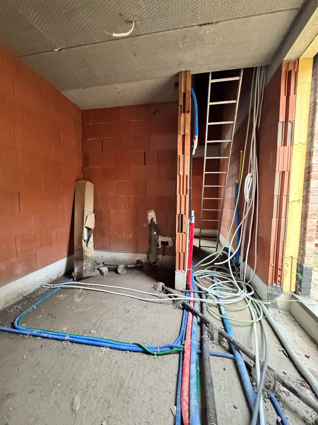 Alleenstaande nieuwbouwwoning met 4 slaapkamers en tuin te Koekelare  foto 12