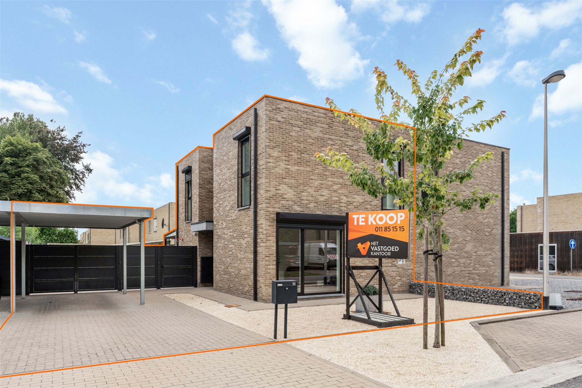 PRACHTIG AFGEWERKTE HOB MET 3 SLAAPKAMERS OP EEN PERCEEL VAN 3A50CA TE BERINGEN CENTRUM foto {{pictureIndex}}