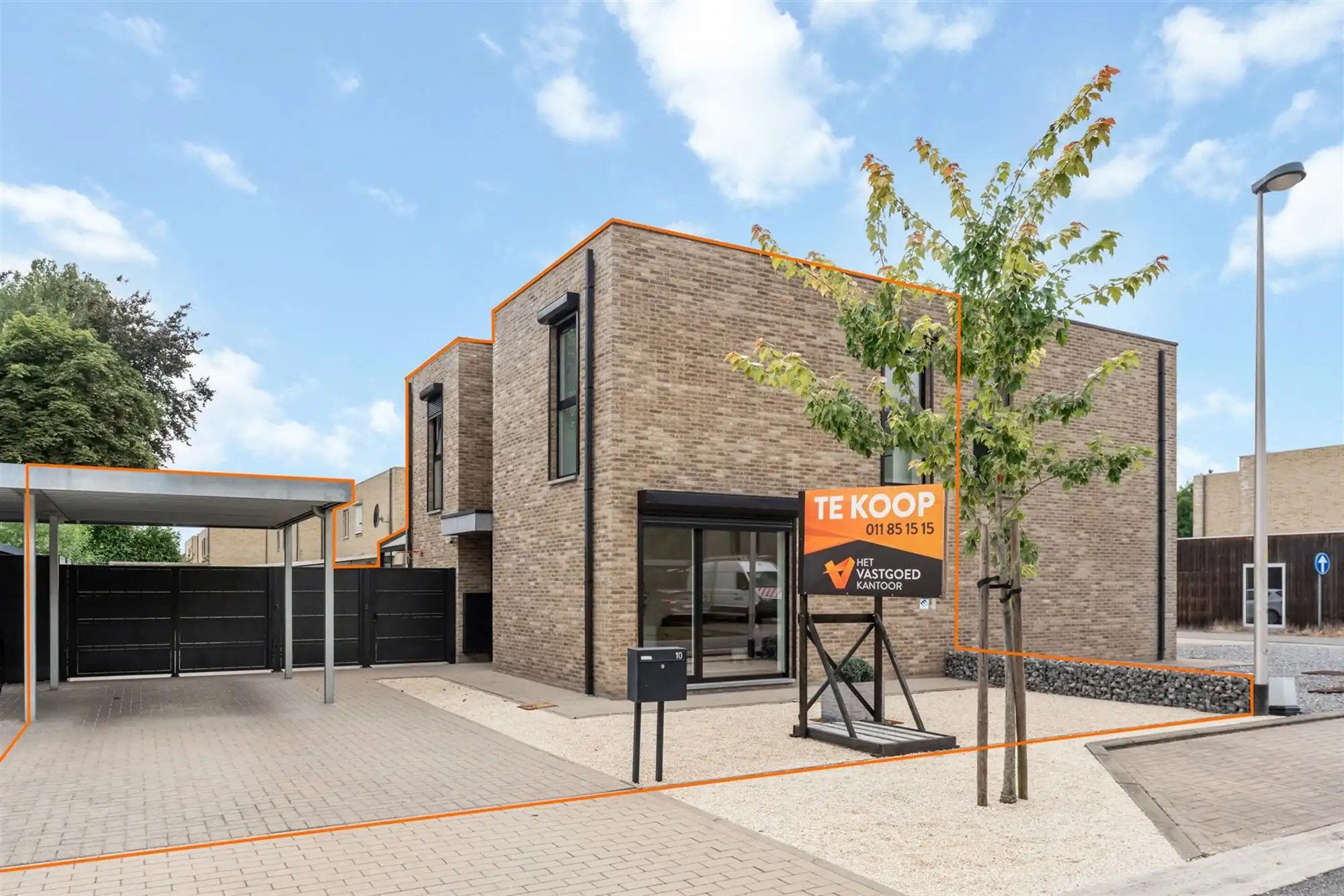 PRACHTIG AFGEWERKTE HOB MET 3 SLAAPKAMERS OP EEN PERCEEL VAN 3A50CA TE BERINGEN CENTRUM foto {{pictureIndex}}