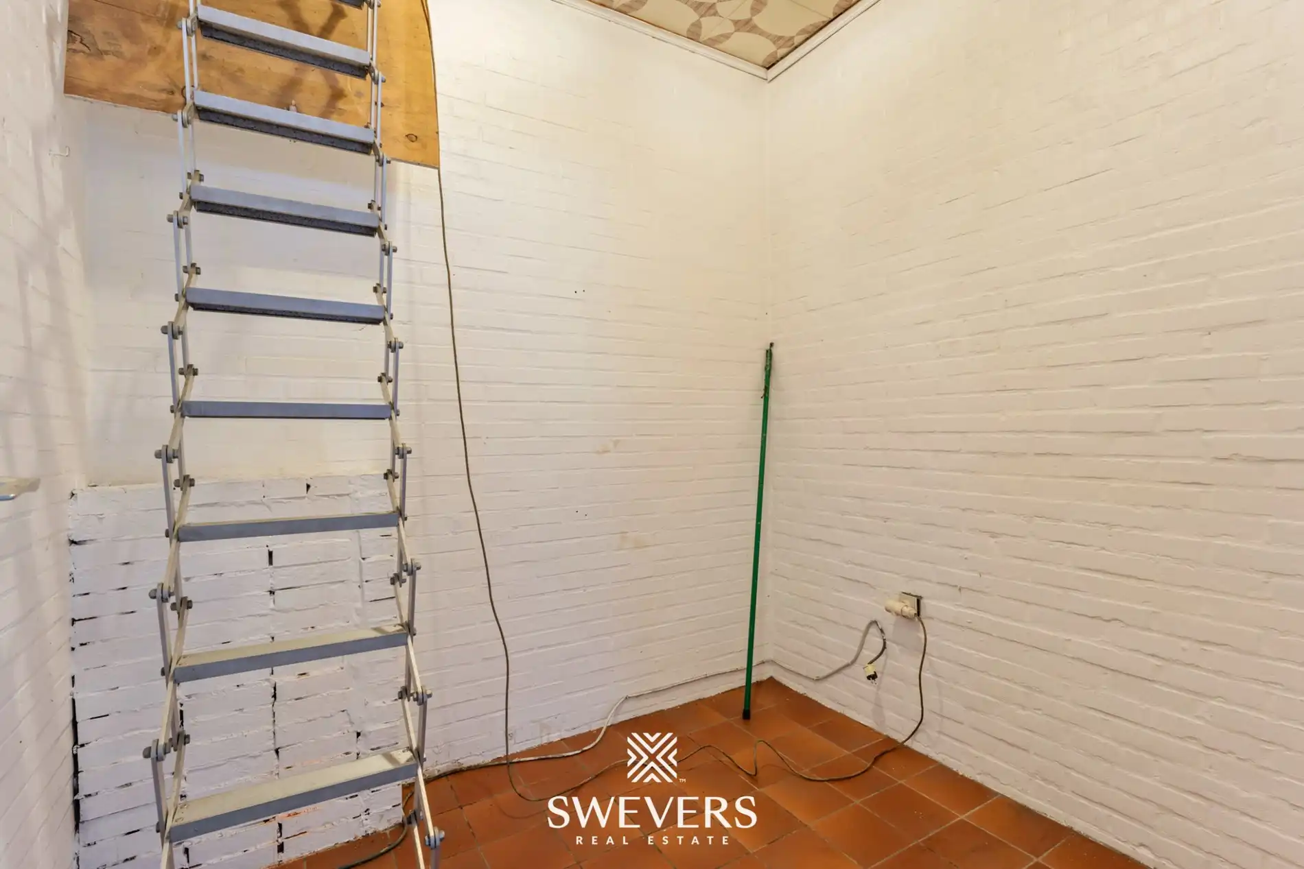 Op te frissen woning op 14a 23ca met open uitzicht foto 13