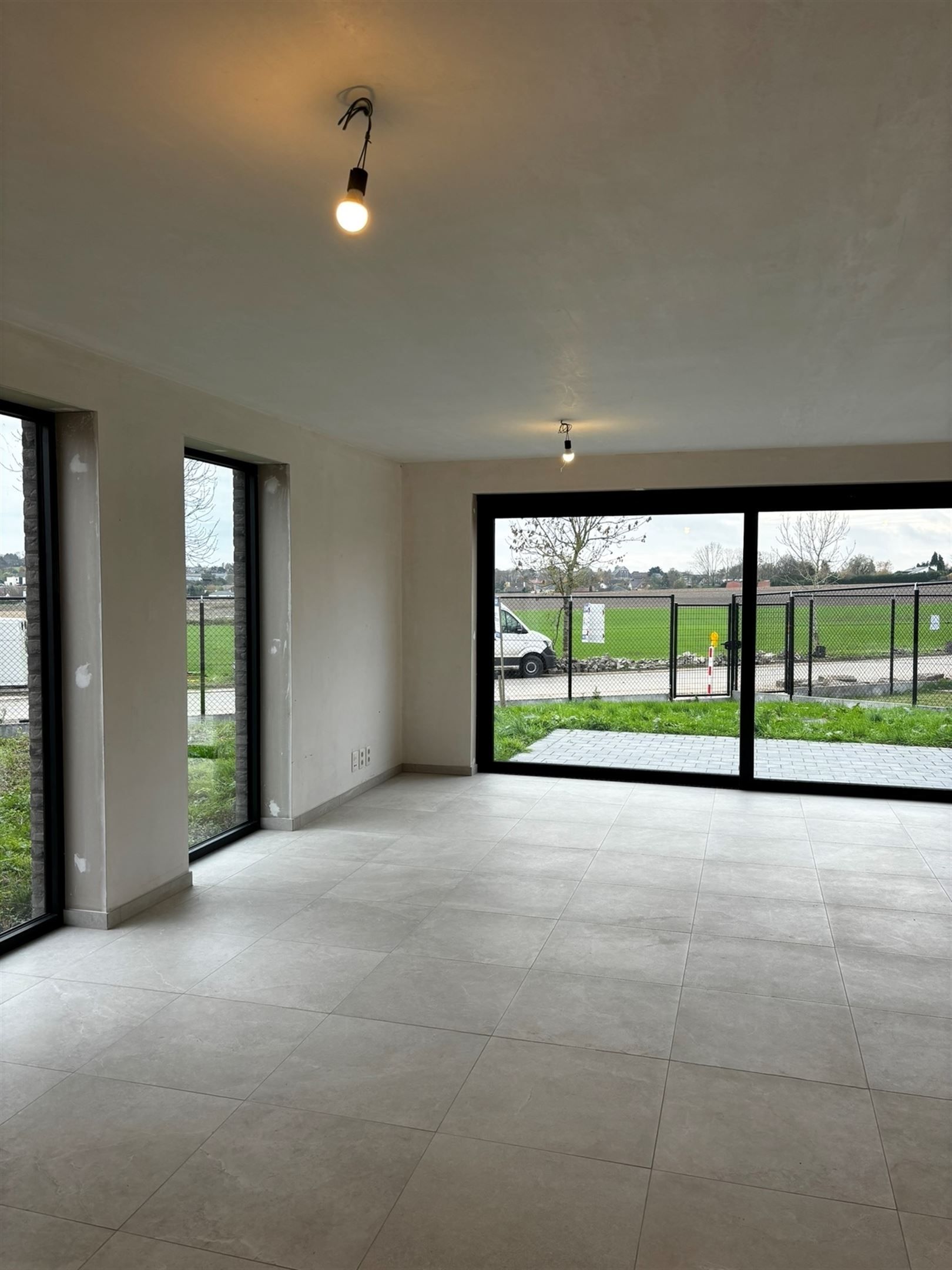 Nieuwbouw met 4 slaapkamers foto 7