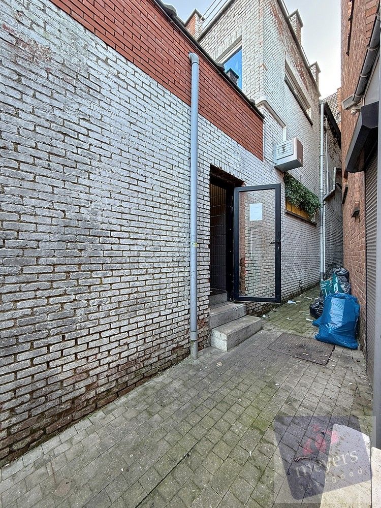 Handelspand te huur – Toplocatie op de Grote Markt in Sint-Truiden foto 24