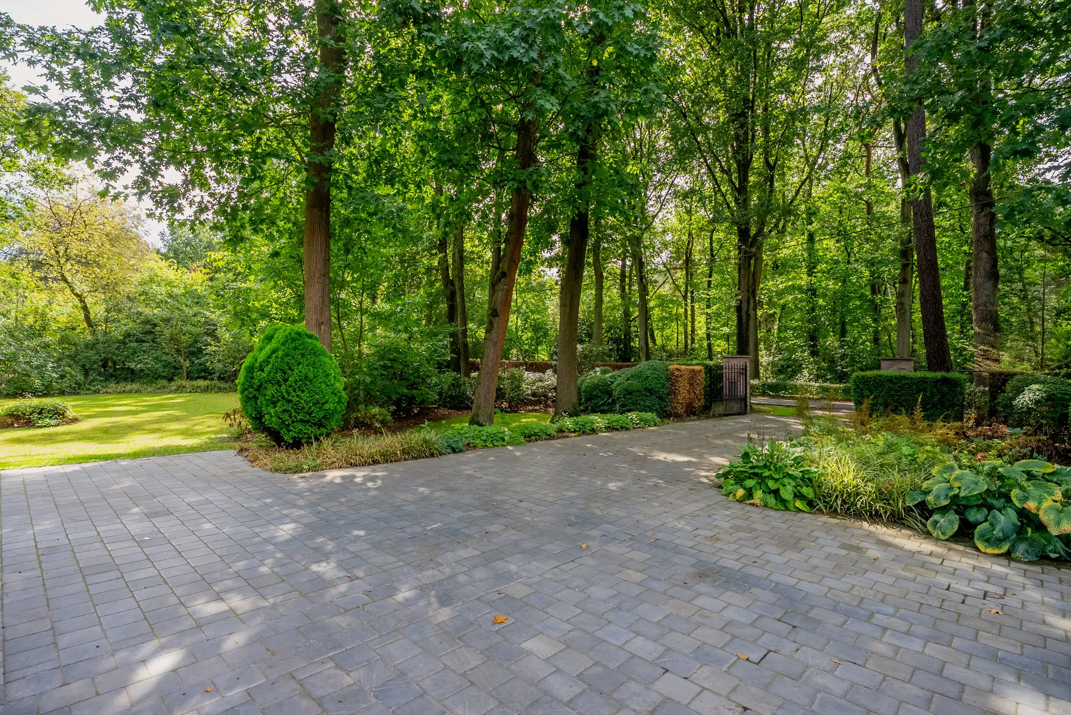 Prestigieuze villa met afzonderlijke woonunit en royale tuin nabij de Kalmthoutse Heide foto 61