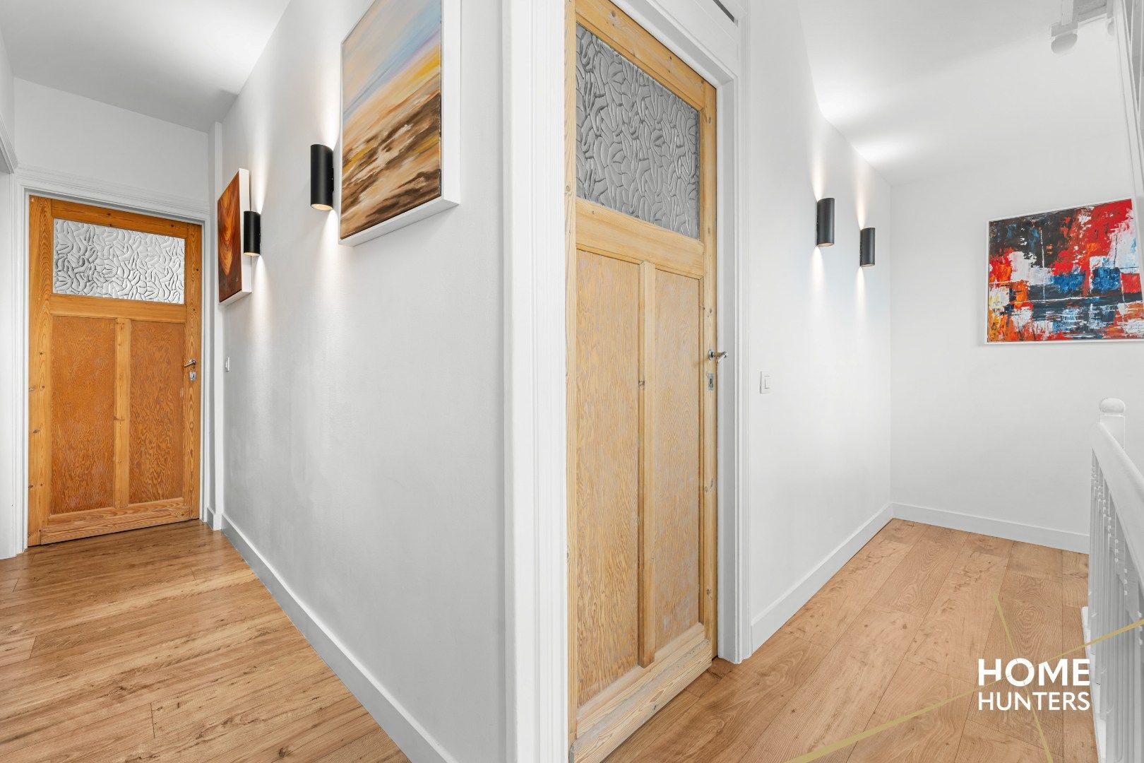 Instapklare, volledig gerenoveerde rijwoning met garage in hartje Wervik foto 11