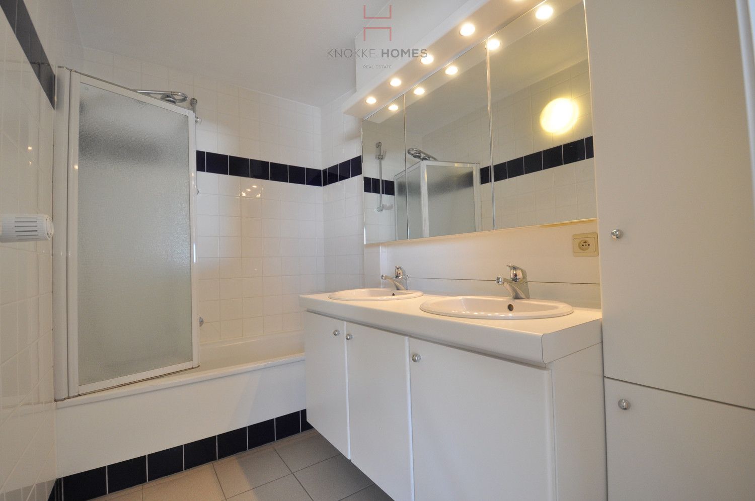 Instapklaar duplexappartement met zuidterras en open zicht vlakbij het Albertstrand foto 18