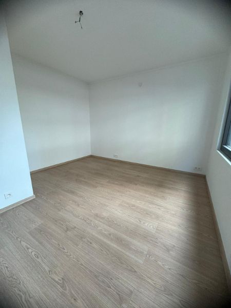 Appartement met 3 slaapkamers en garage in hartje Genk foto 13