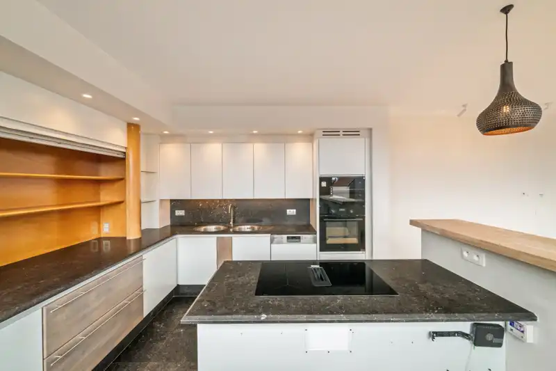 Exclusieve duplex met 210 m² woonbeleving in hartje Roeselare ROESELARE STADSKERN | RECENT LUXUEUS VERNIEUWD | 2 À 3 SLAAPKAMERS | 2 TERRASSEN | 210 m² foto 10
