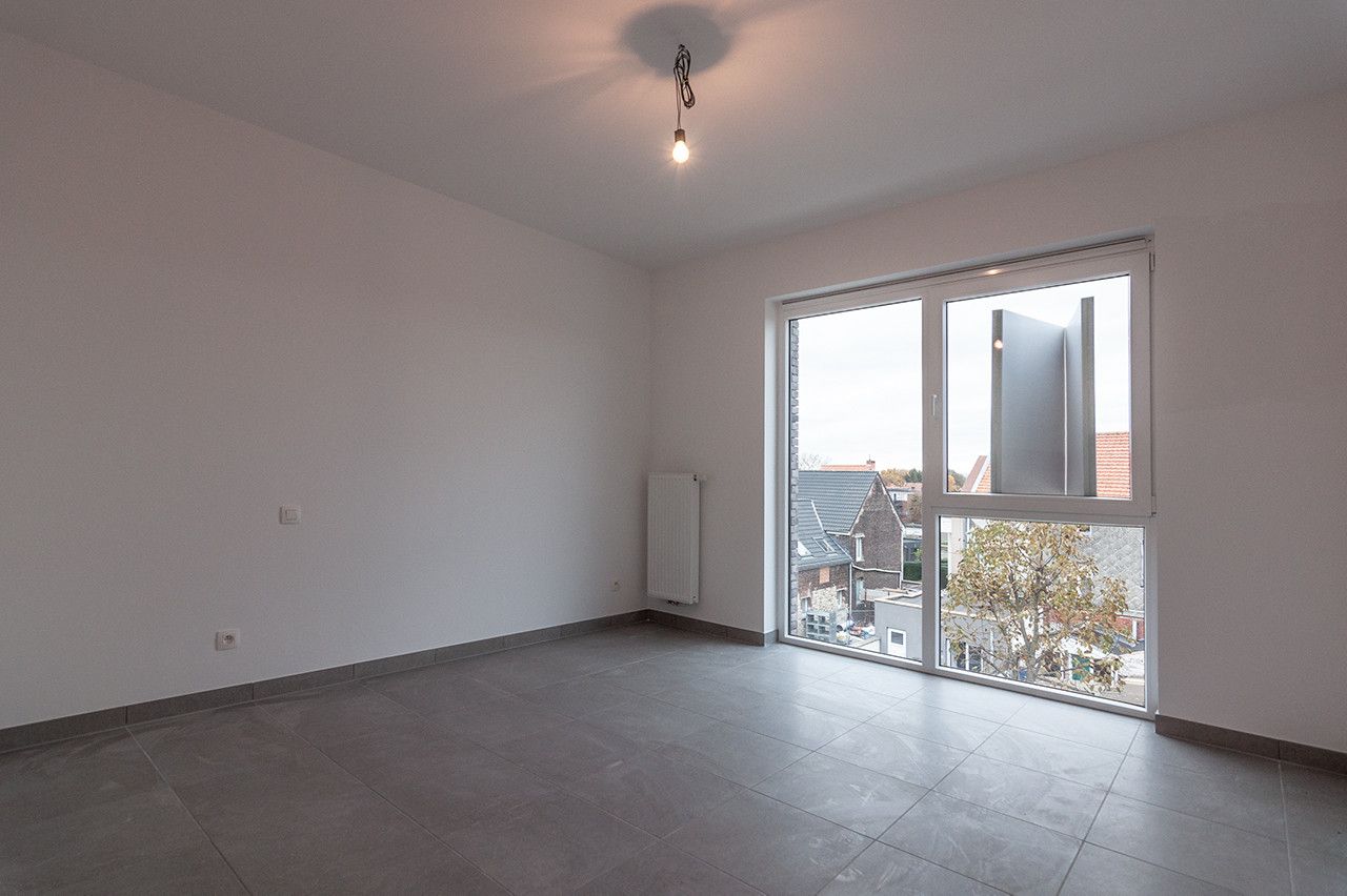 Nieuw 1 slaapkamer-app incl kelder en autostpl foto 10
