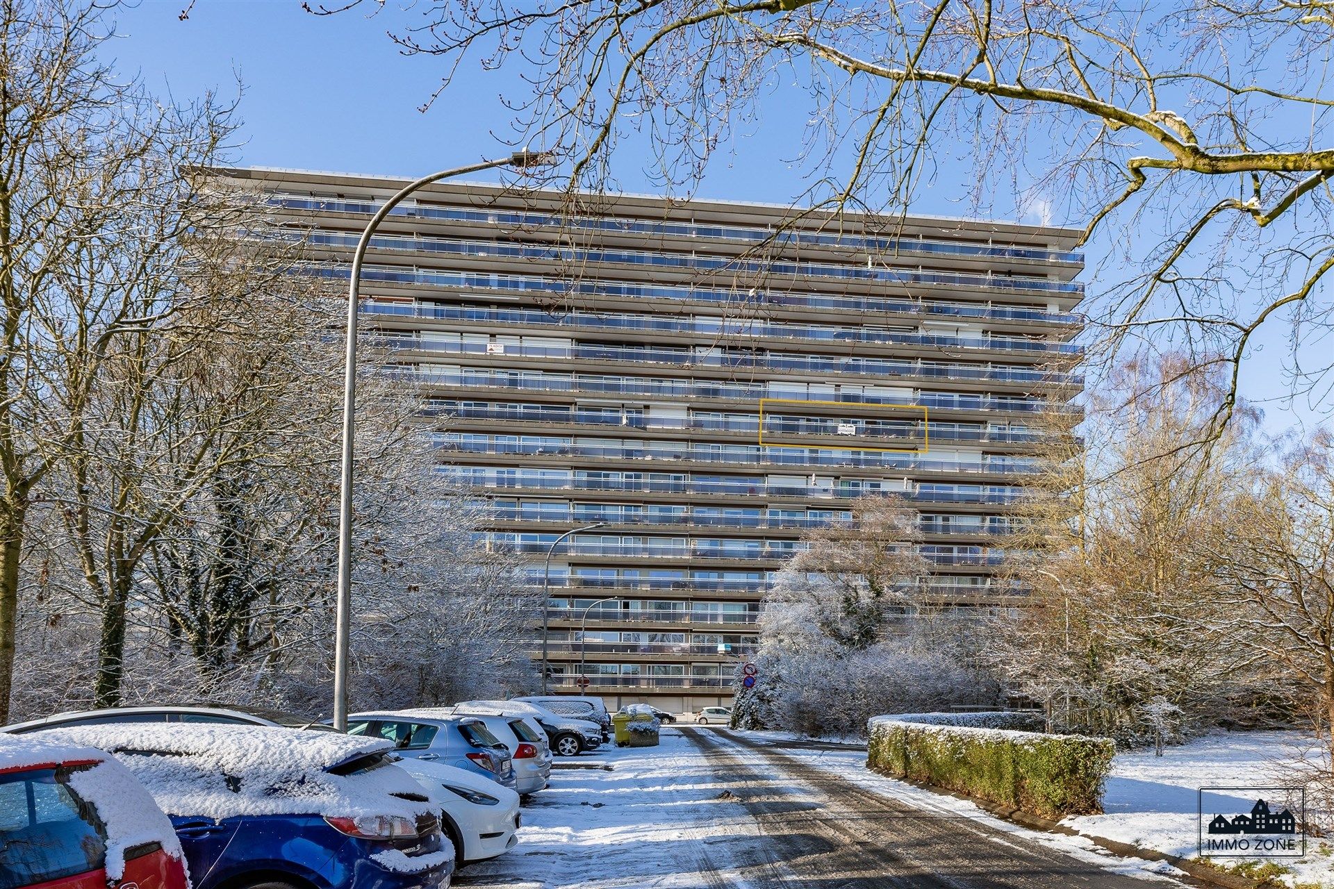 Ruim appartement met groot terras in Sint-Niklaas foto 11