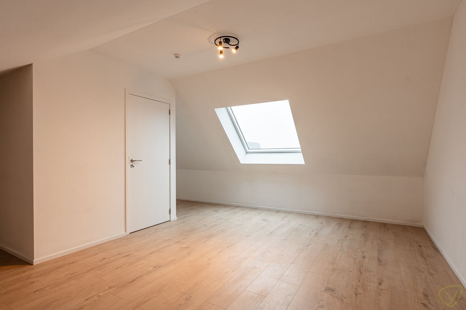 Instapklare BEN-woning met 4 slaapkamers en tuin in rustige verkaveling foto 24